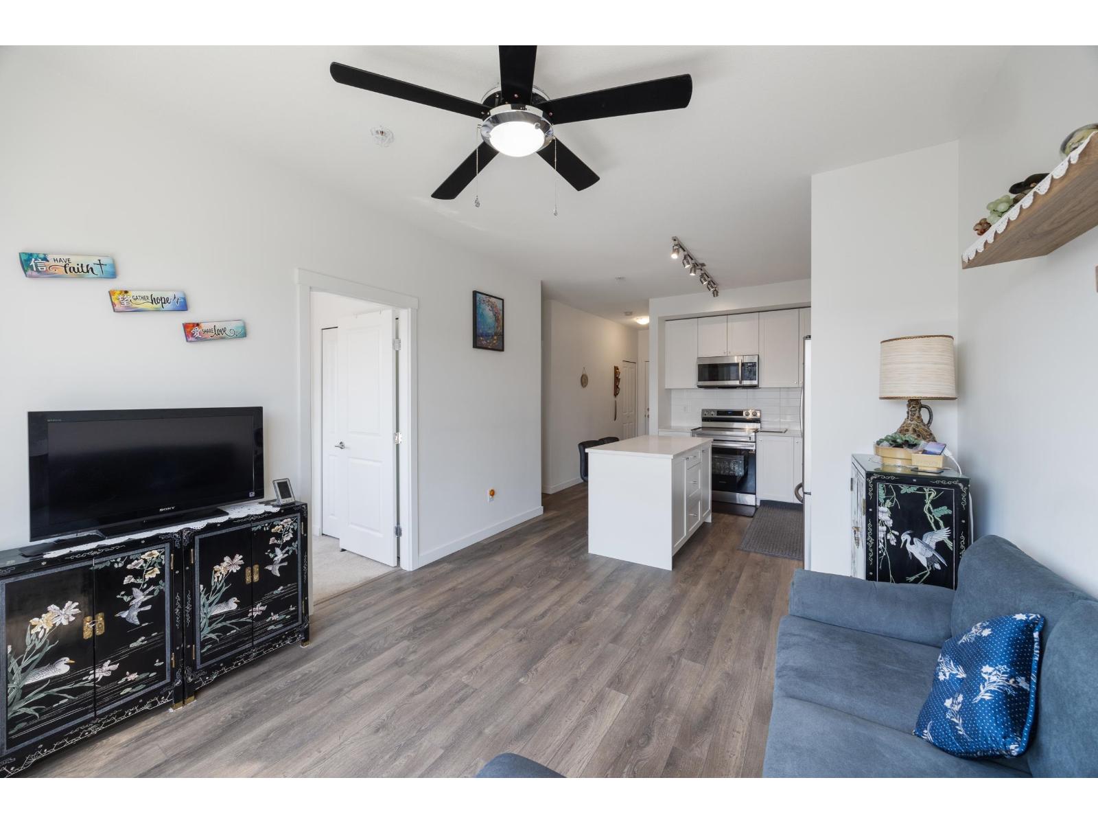 312 15835 85 Avenue, Surrey, British Columbia  V4N 6W6 - Photo 3 - R3058026