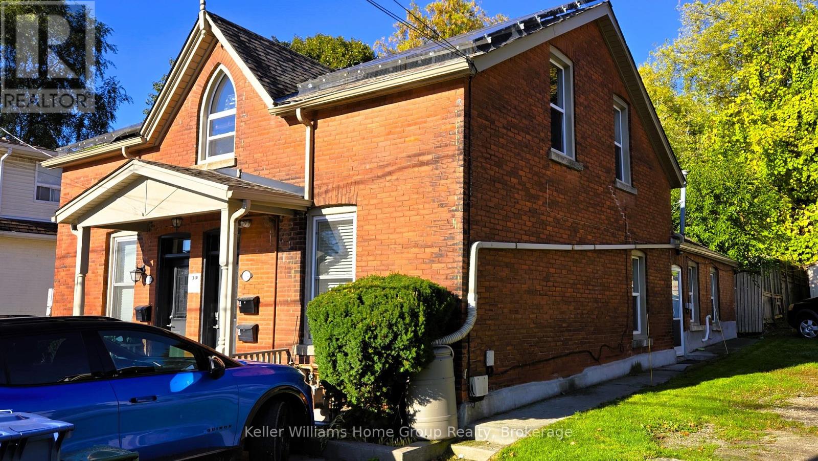 114A SURREY STREET E, Guelph, Ontario