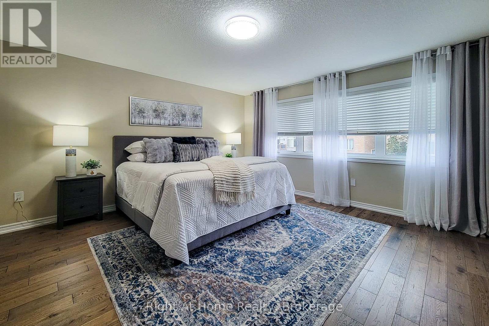 123 Vinton Road, Hamilton, Ontario  L9K 0G6 - Photo 19 - X12461009