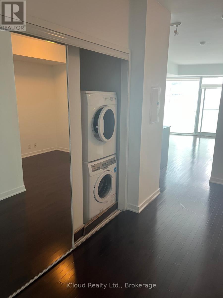 1203 - 12 York Street, Toronto, Ontario  M5J 0A9 - Photo 2 - C12375831