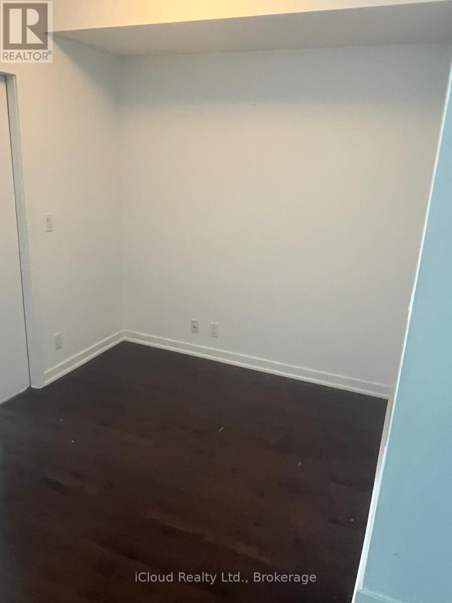 1203 - 12 York Street, Toronto, Ontario  M5J 0A9 - Photo 6 - C12375831