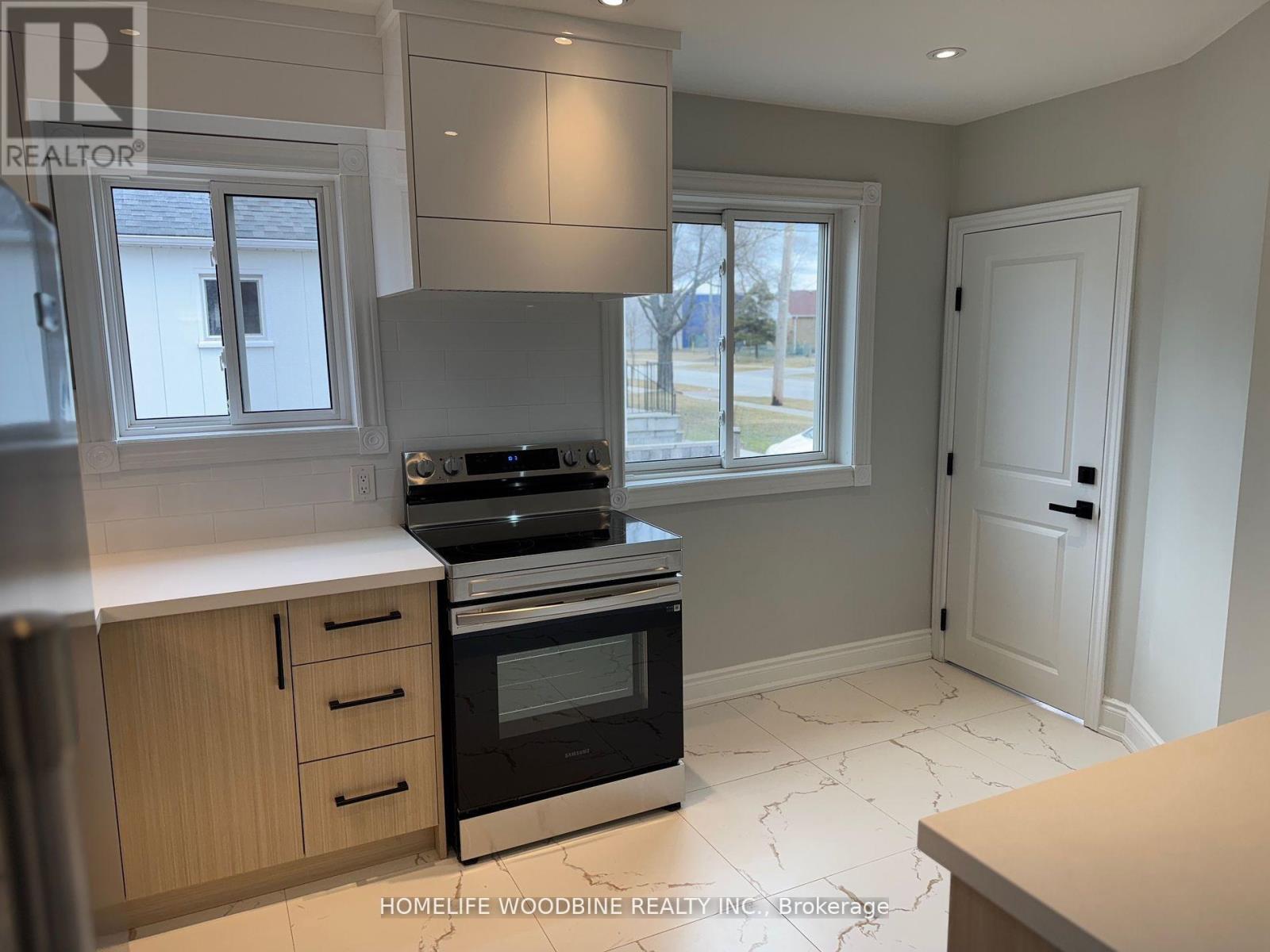 Main Floor - 11 Densmore Avenue, Toronto, Ontario  M9W 1V3 - Photo 7 - W12460822