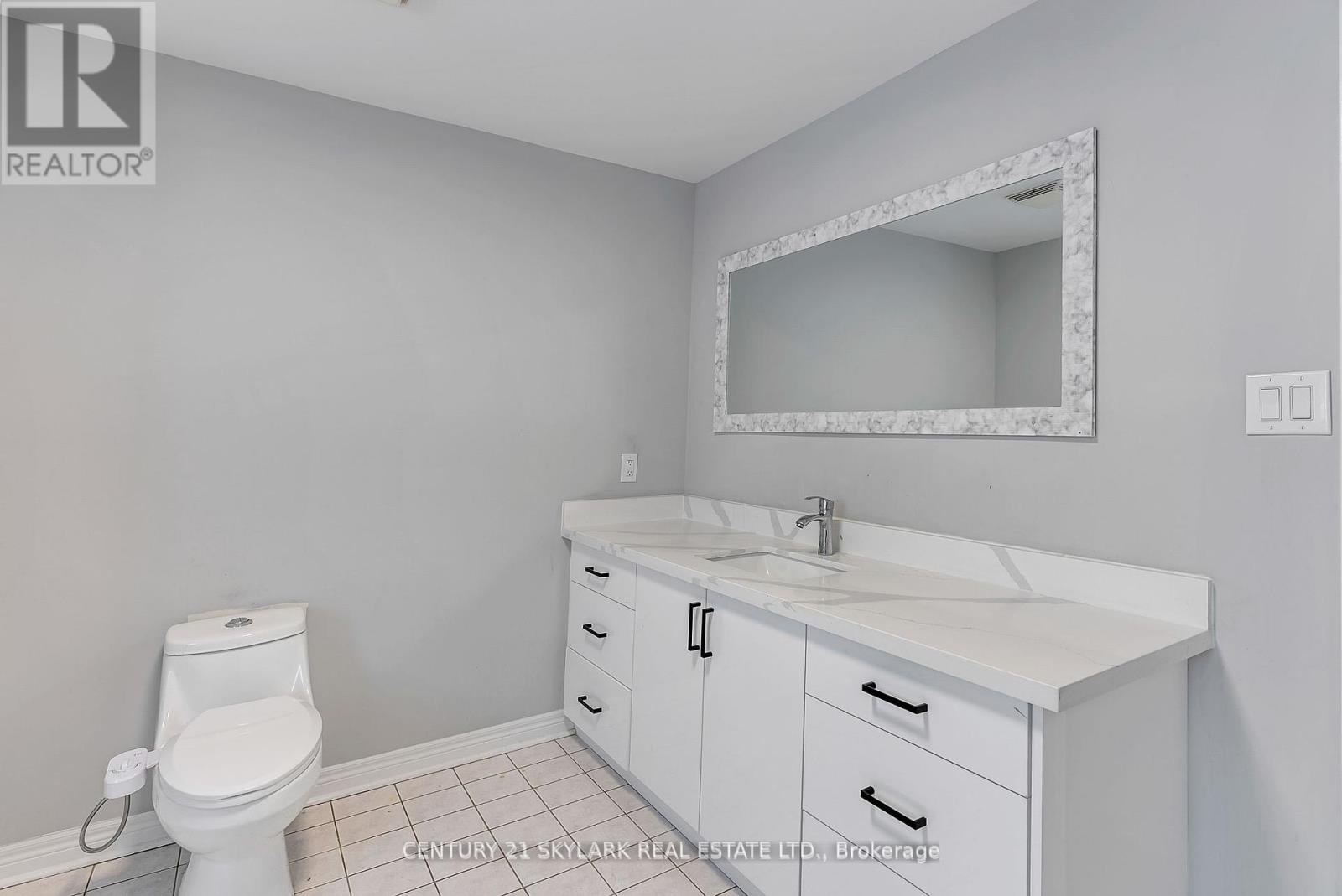 4 Moonstone Court, Brampton, Ontario  L6Y 4Z8 - Photo 22 - W12460829