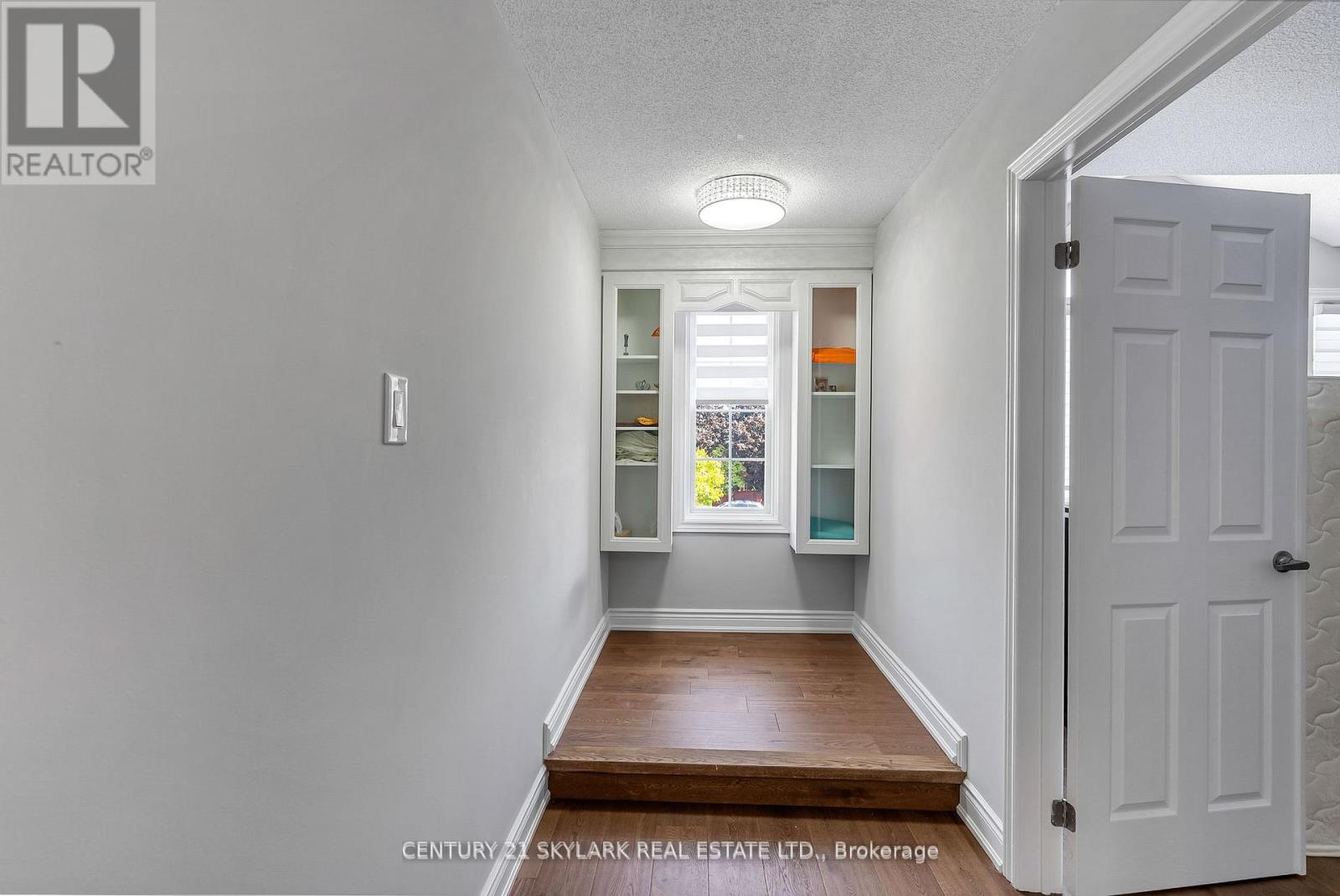 4 Moonstone Court, Brampton, Ontario  L6Y 4Z8 - Photo 29 - W12460829