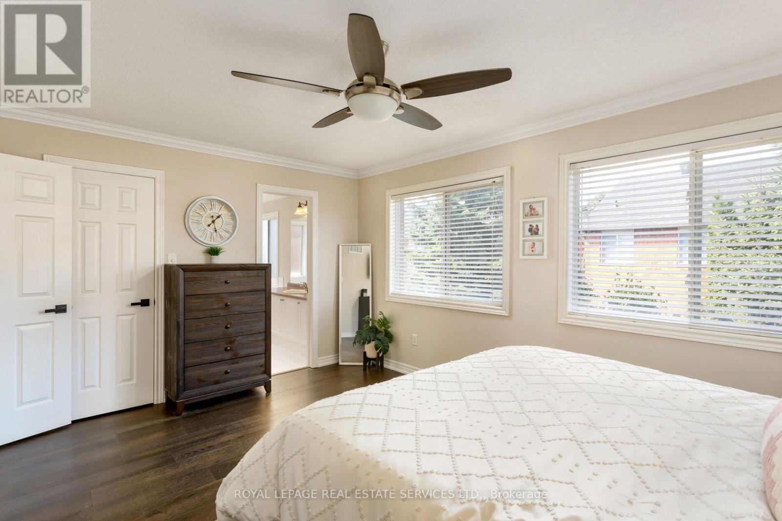 1393 Derby County Crescent, Oakville, Ontario  L6M 4N8 - Photo 24 - W12460842