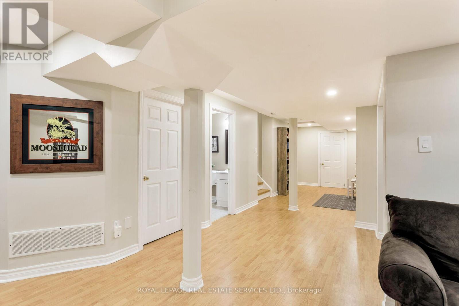 1393 Derby County Crescent, Oakville, Ontario  L6M 4N8 - Photo 33 - W12460842