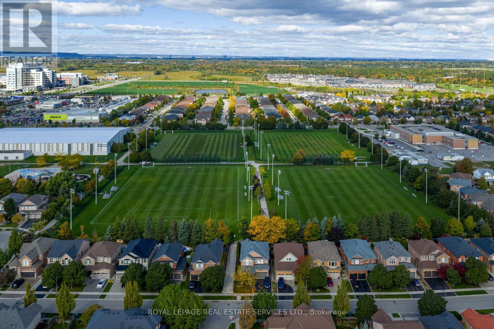 1393 Derby County Crescent, Oakville, Ontario  L6M 4N8 - Photo 48 - W12460842