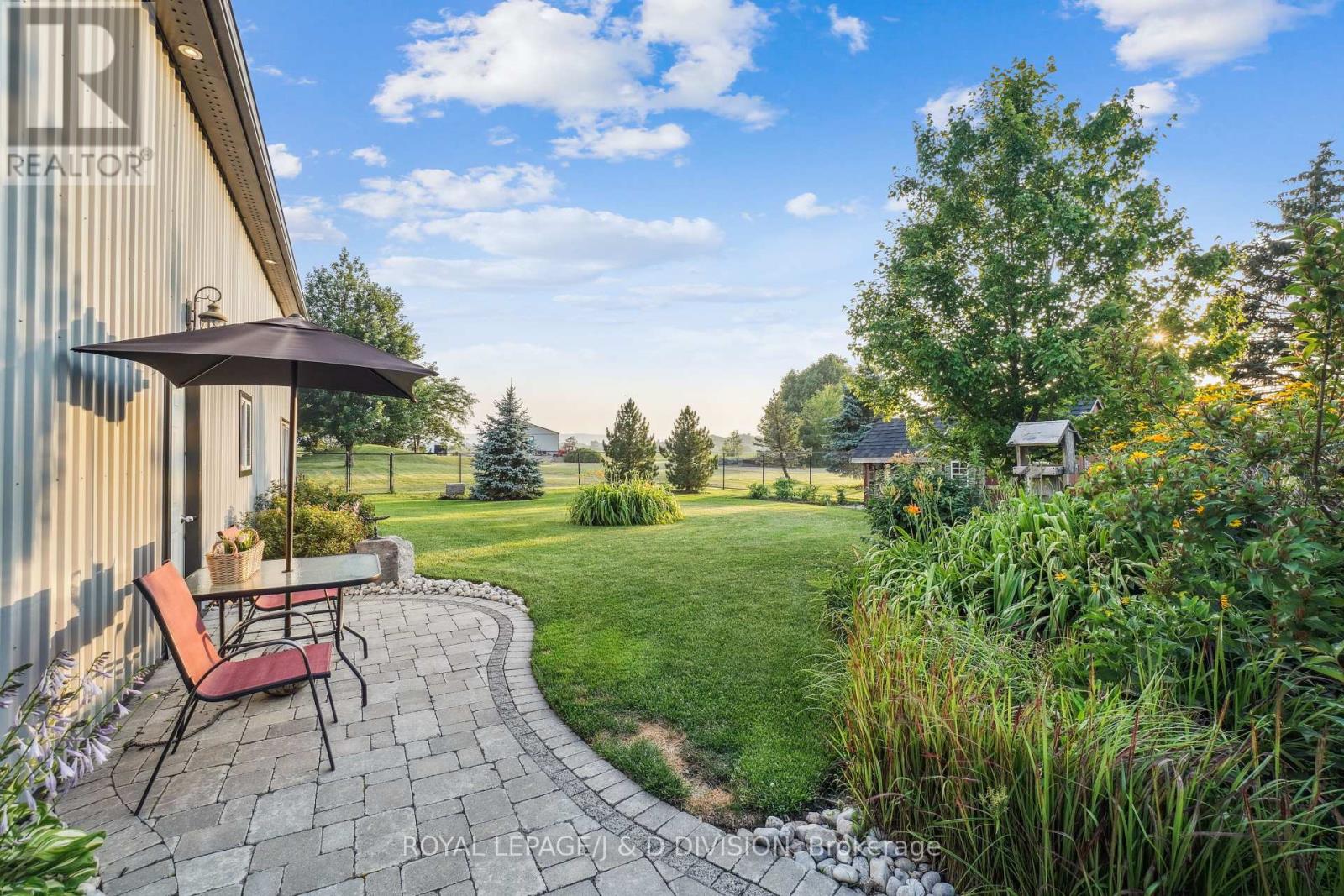 4402 Tremaine Road, Milton, Ontario  L9T 2Y1 - Photo 6 - W12460853