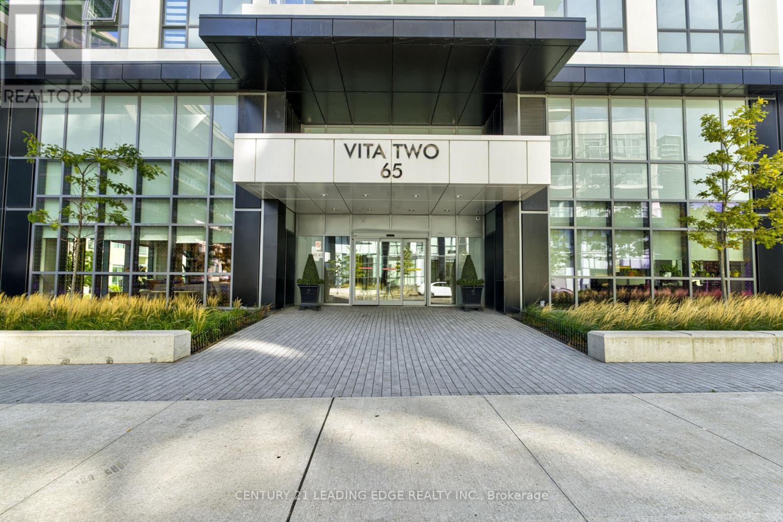 504 - 65 Annie Craig Drive, Toronto, Ontario  M8V 0G3 - Photo 2 - W12460854