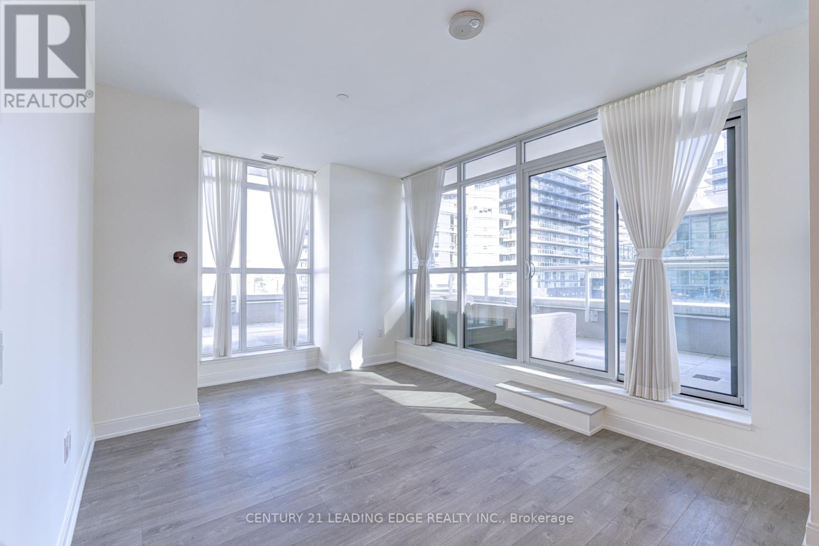504 - 65 Annie Craig Drive, Toronto, Ontario  M8V 0G3 - Photo 8 - W12460854