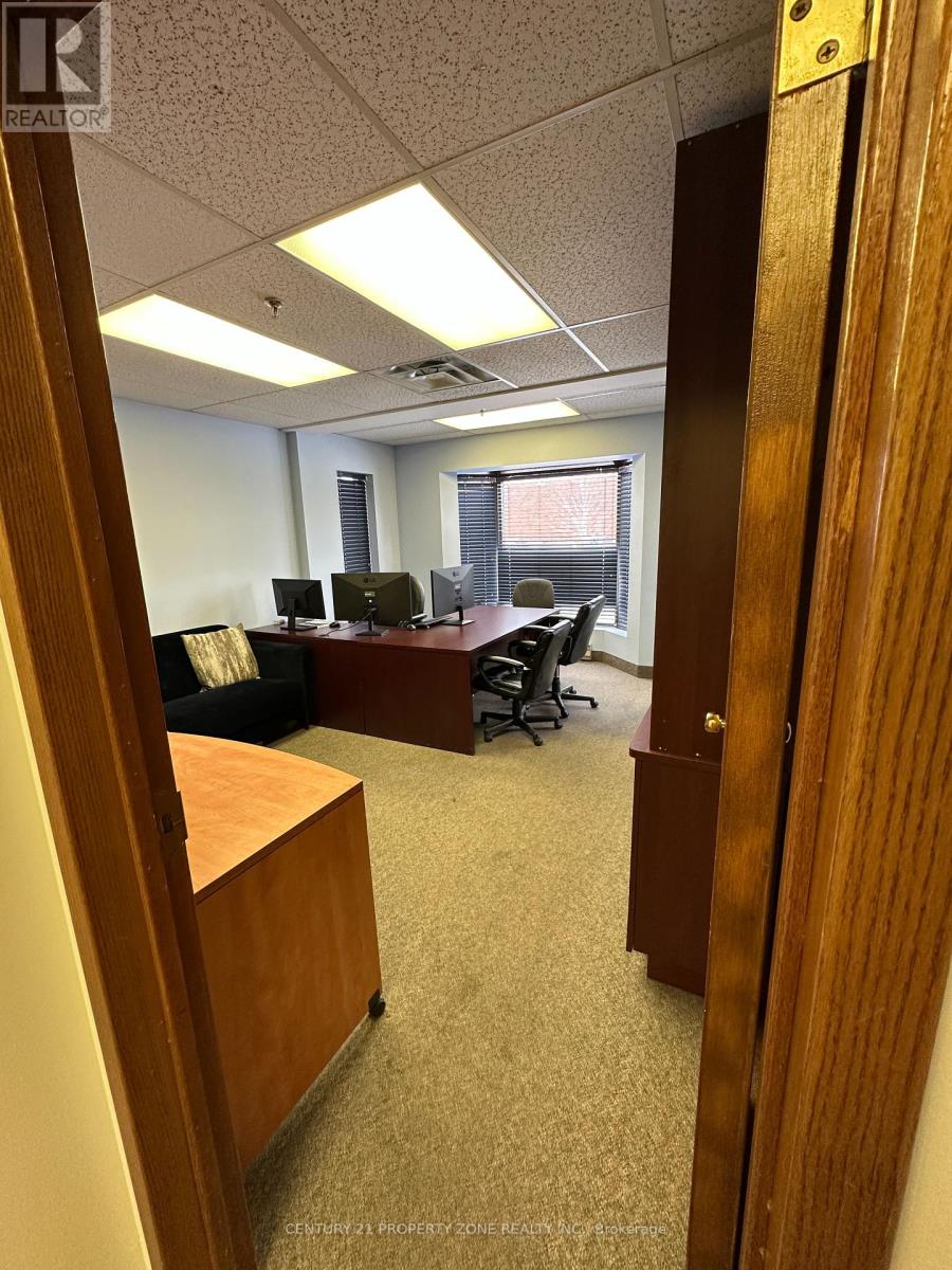 48 - 16 Regan Road, Brampton, Ontario  L7A 1C1 - Photo 10 - W12460857