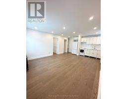 4 - 237 LAKESHORE ROAD E, Mississauga, Ontario