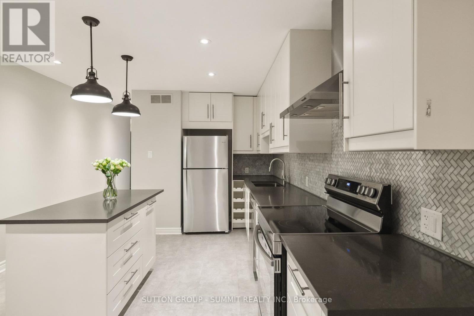 46 - 2155 South Millway, Mississauga, Ontario  L5L 3S1 - Photo 7 - W12460909