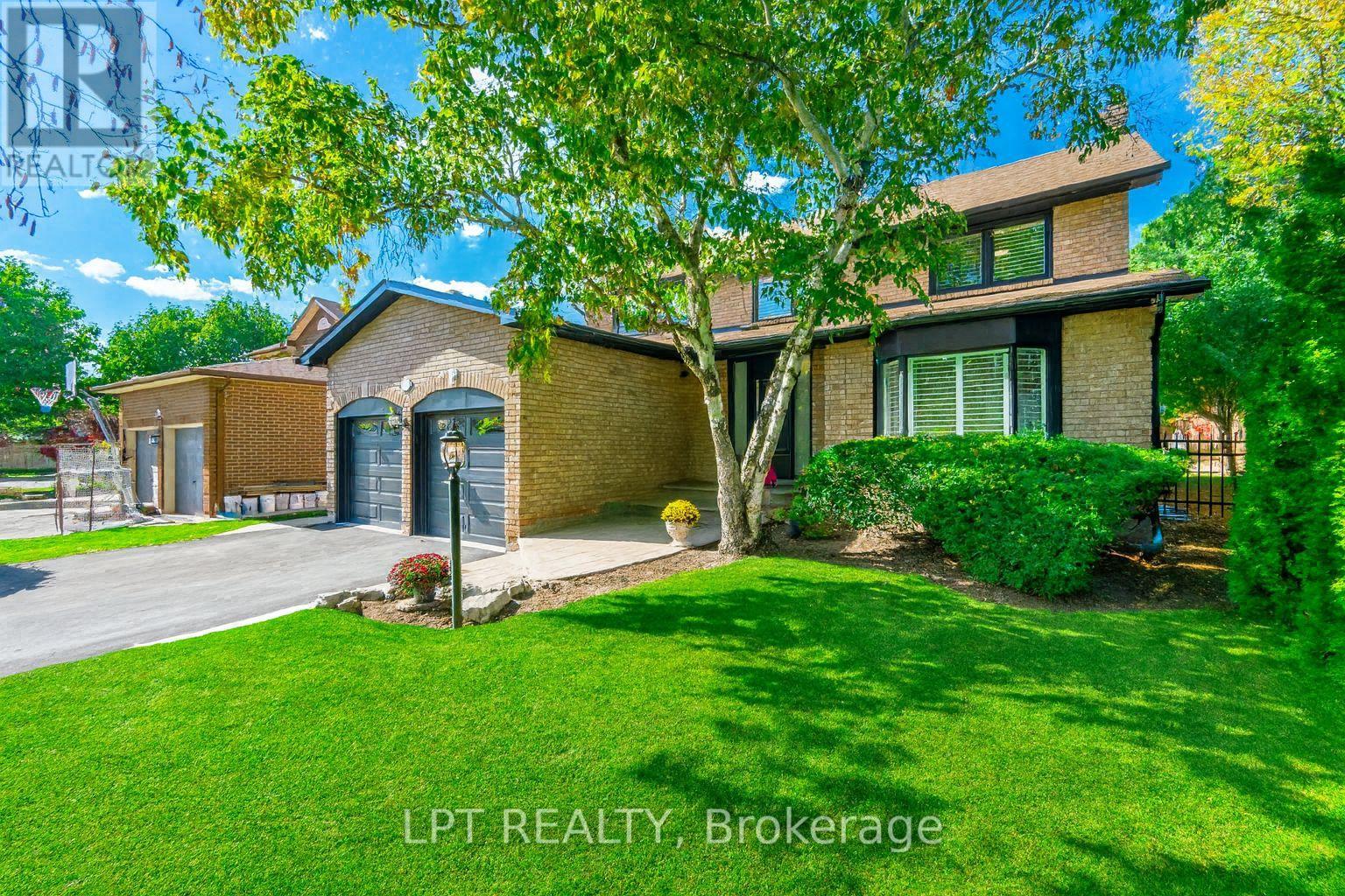 1324 BIRCHCLIFF DRIVE, Oakville, Ontario
