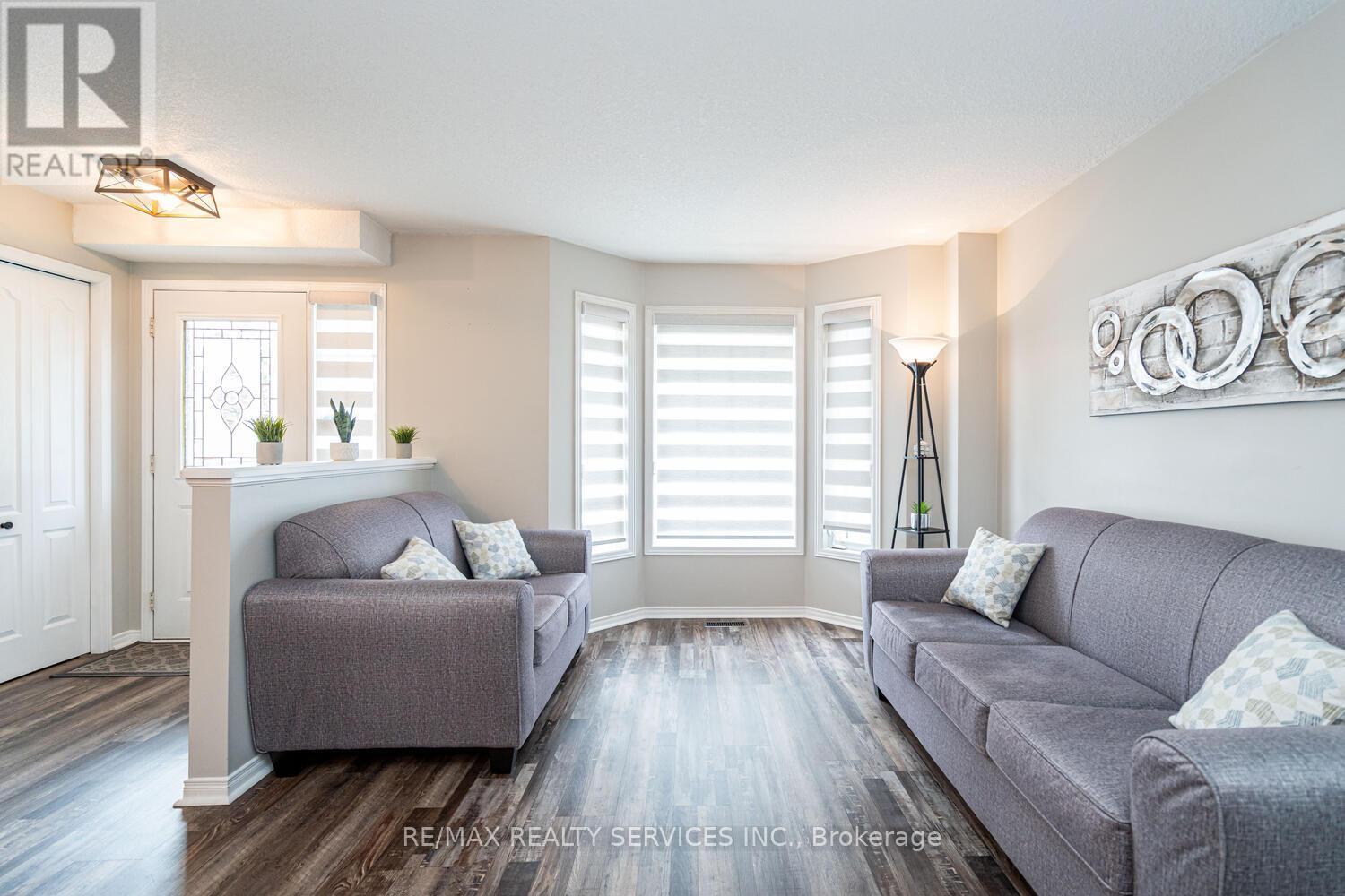 73 Montgomery Boulevard, Orangeville, Ontario  L9W 5H6 - Photo 14 - W12460922