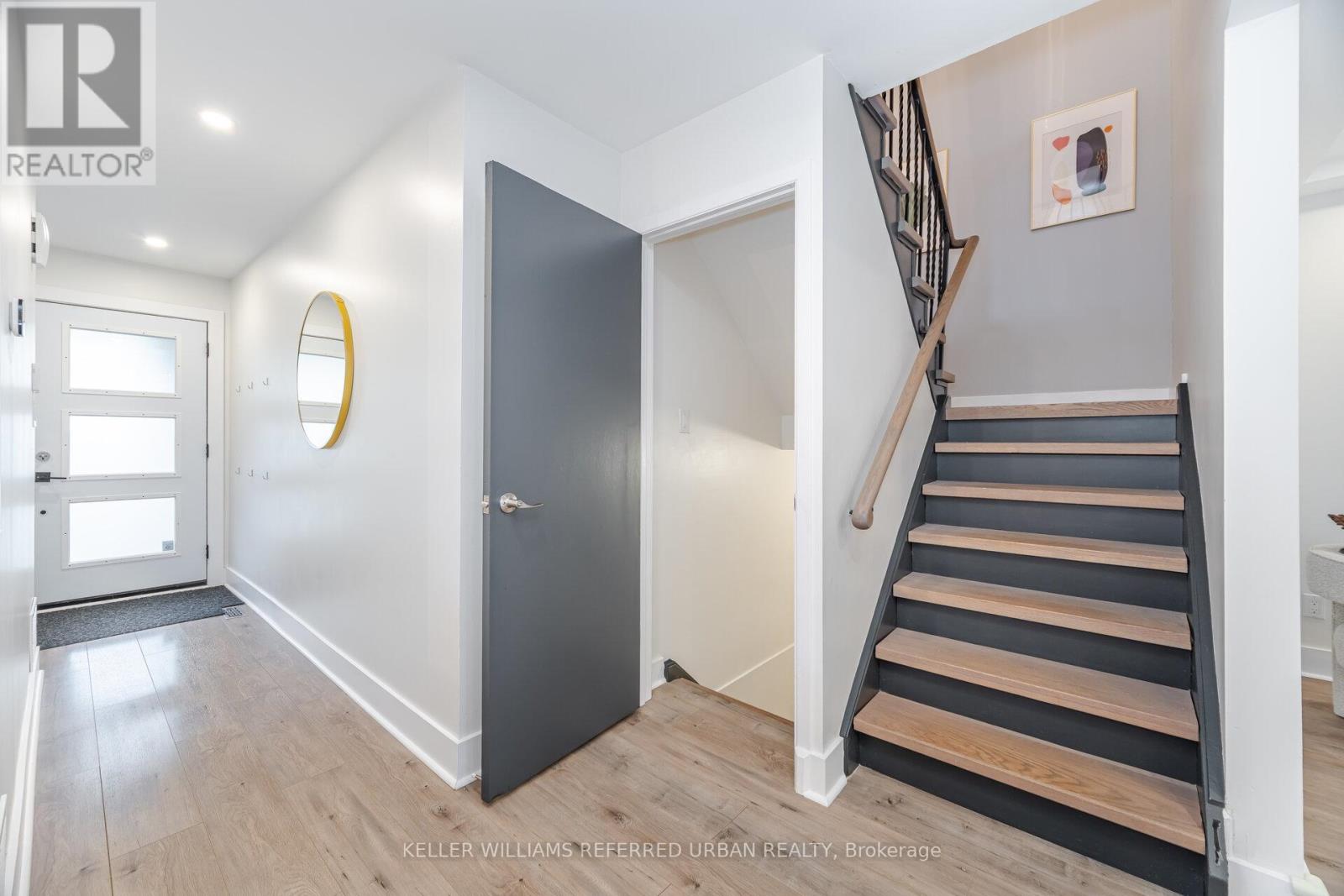 35 Bremen Lane, Mississauga, Ontario  L5M 1G7 - Photo 13 - W12460925