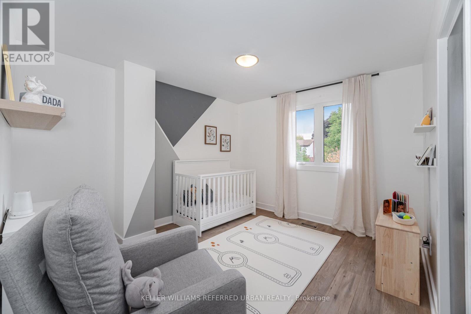 35 Bremen Lane, Mississauga, Ontario  L5M 1G7 - Photo 20 - W12460925