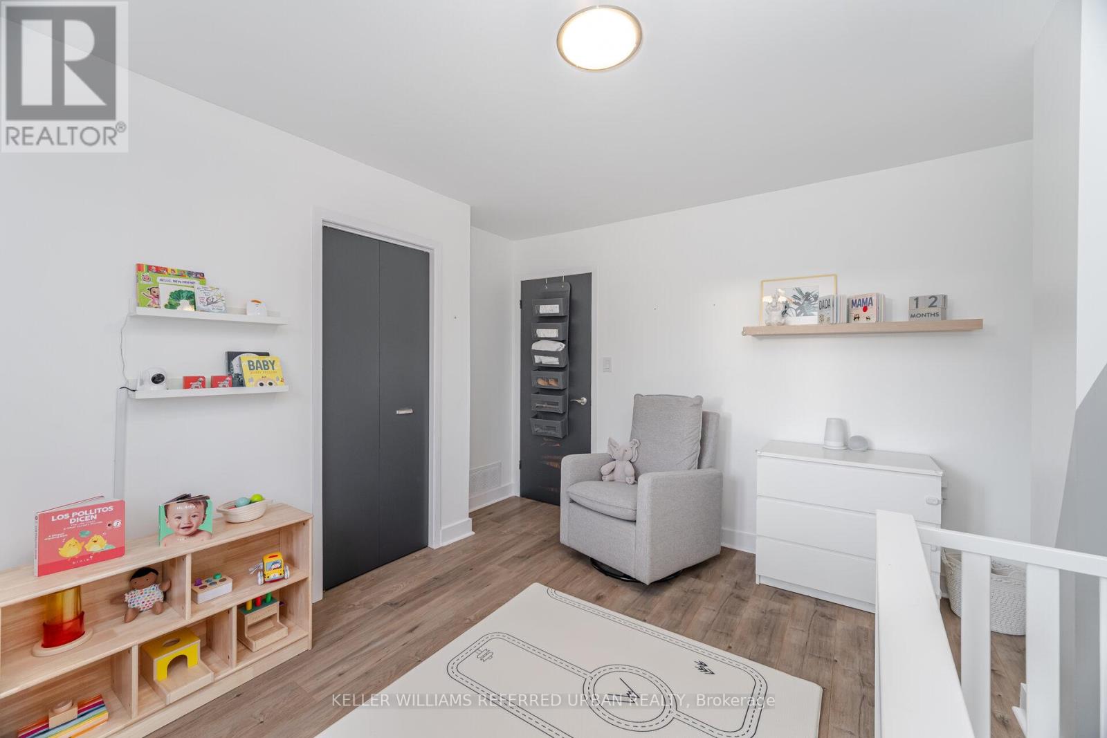 35 Bremen Lane, Mississauga, Ontario  L5M 1G7 - Photo 22 - W12460925