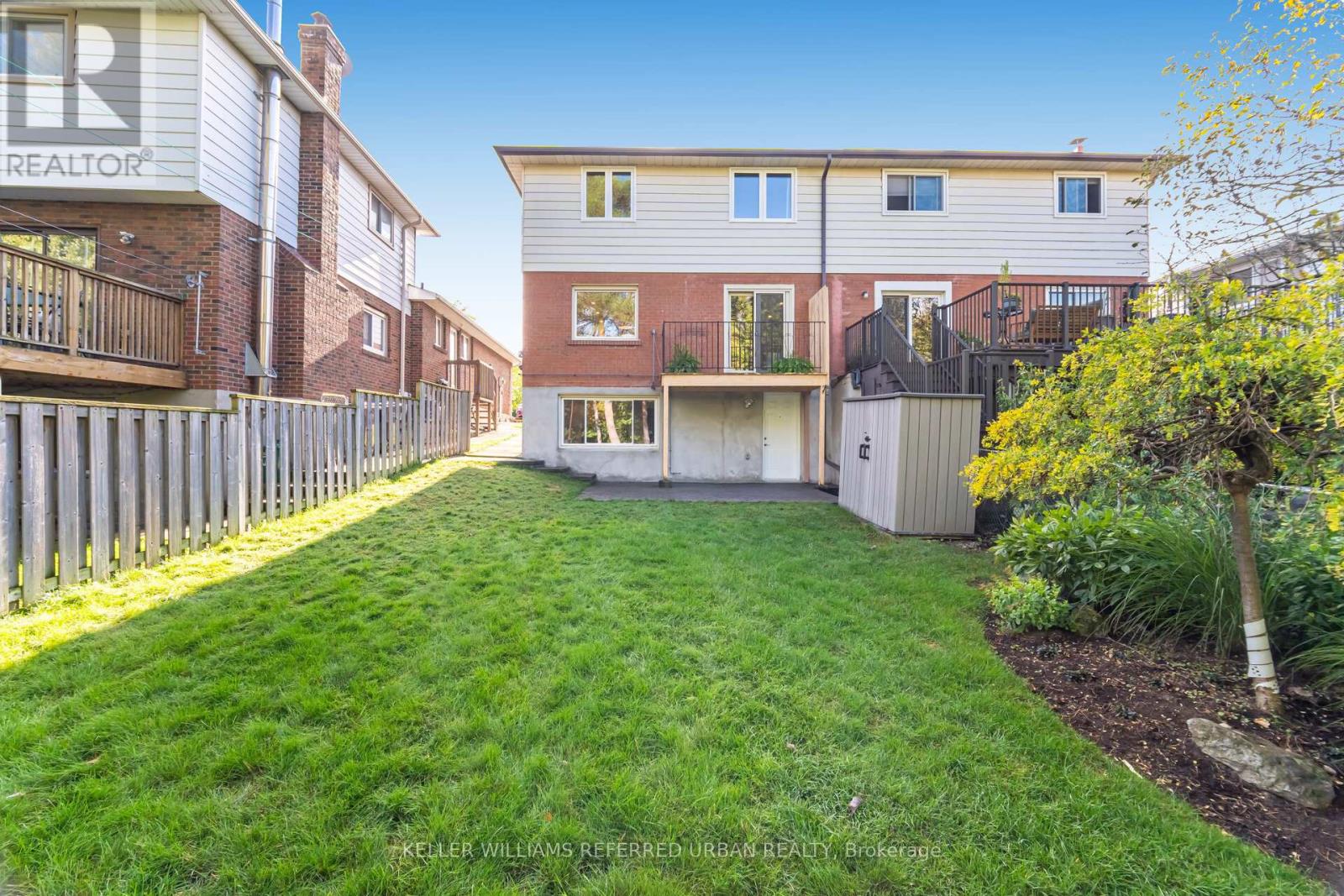 35 Bremen Lane, Mississauga, Ontario  L5M 1G7 - Photo 35 - W12460925