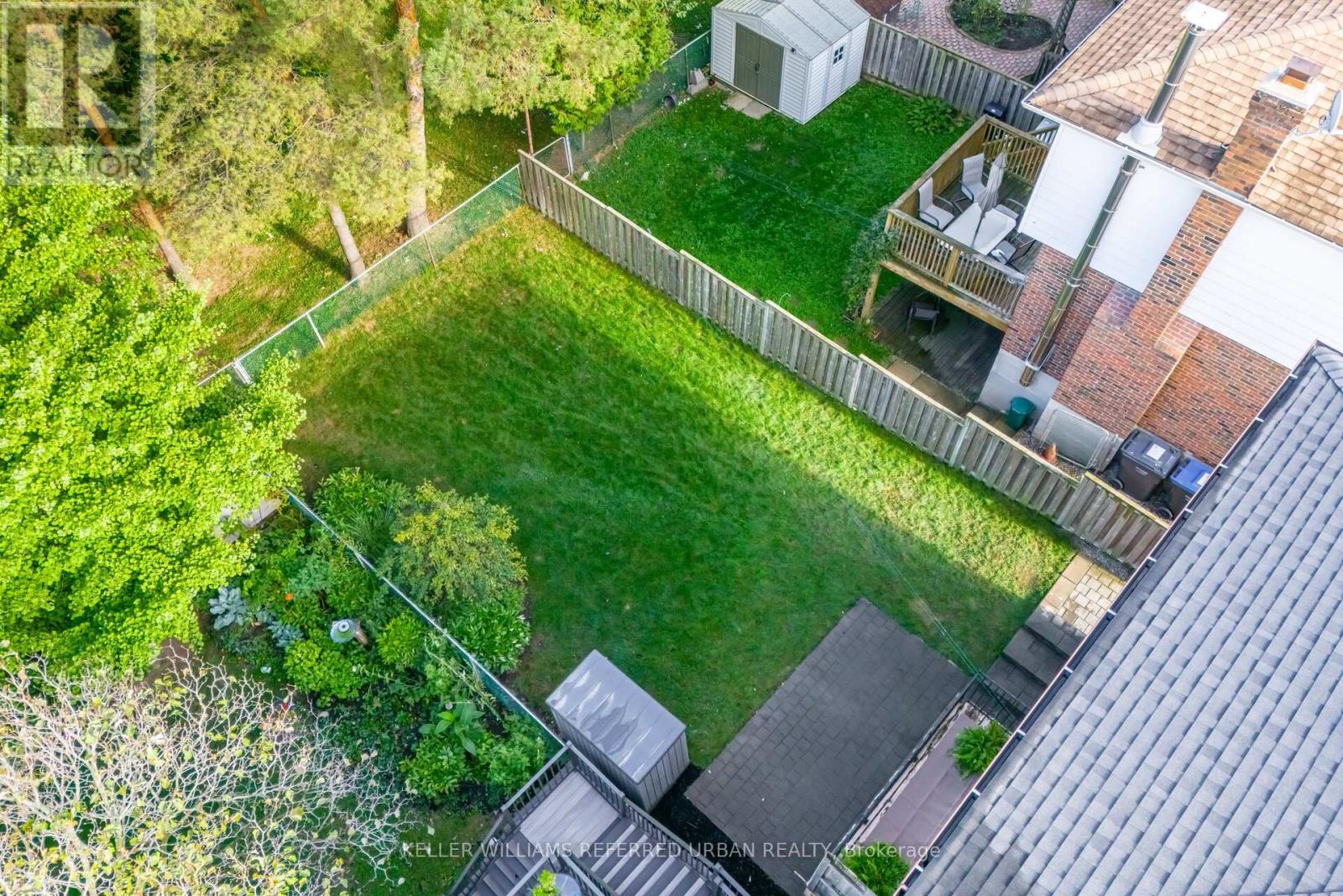 35 Bremen Lane, Mississauga, Ontario  L5M 1G7 - Photo 38 - W12460925