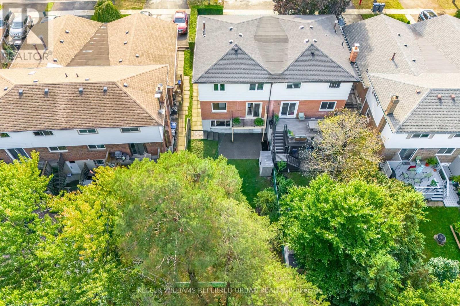 35 Bremen Lane, Mississauga, Ontario  L5M 1G7 - Photo 40 - W12460925