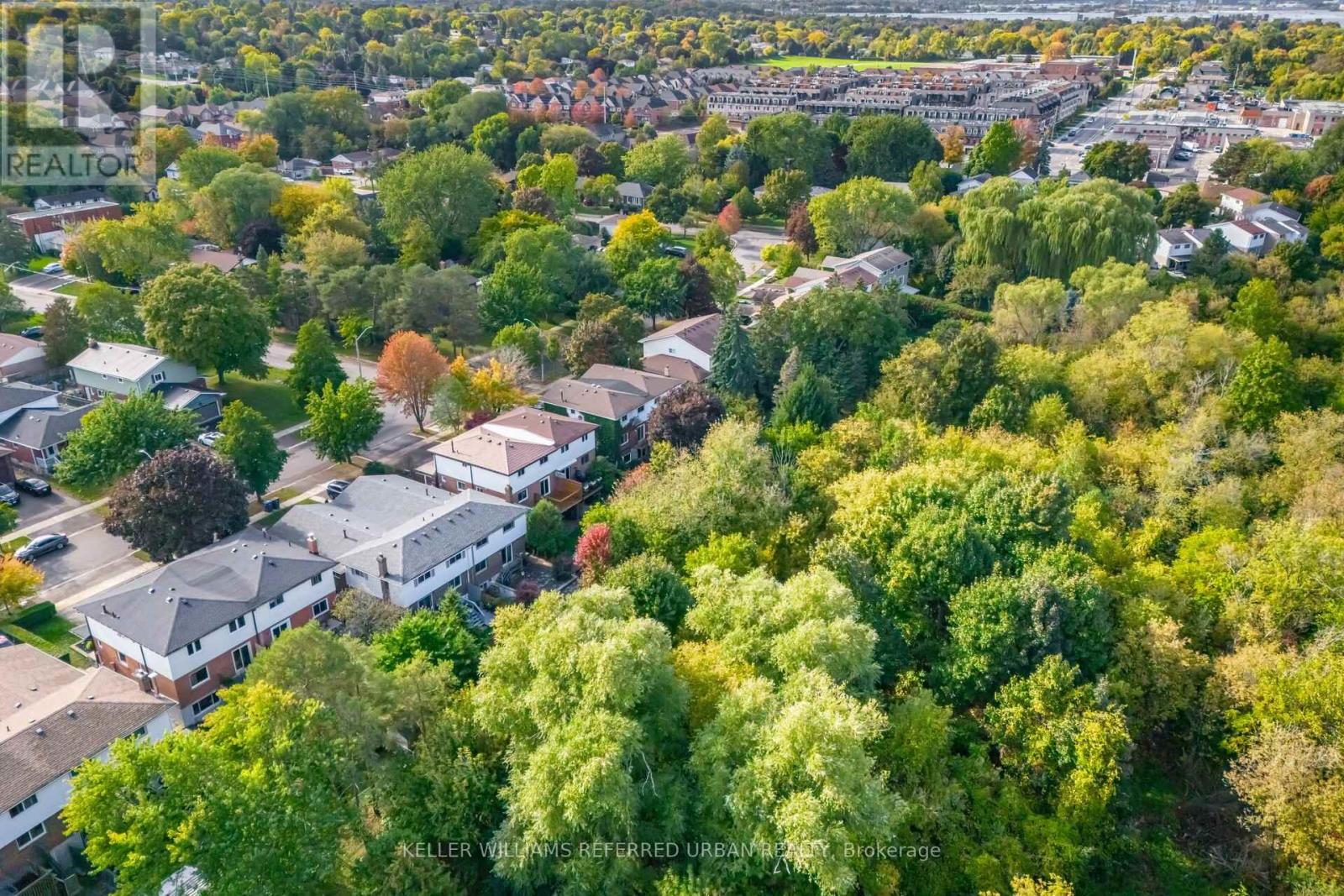 35 Bremen Lane, Mississauga, Ontario  L5M 1G7 - Photo 42 - W12460925