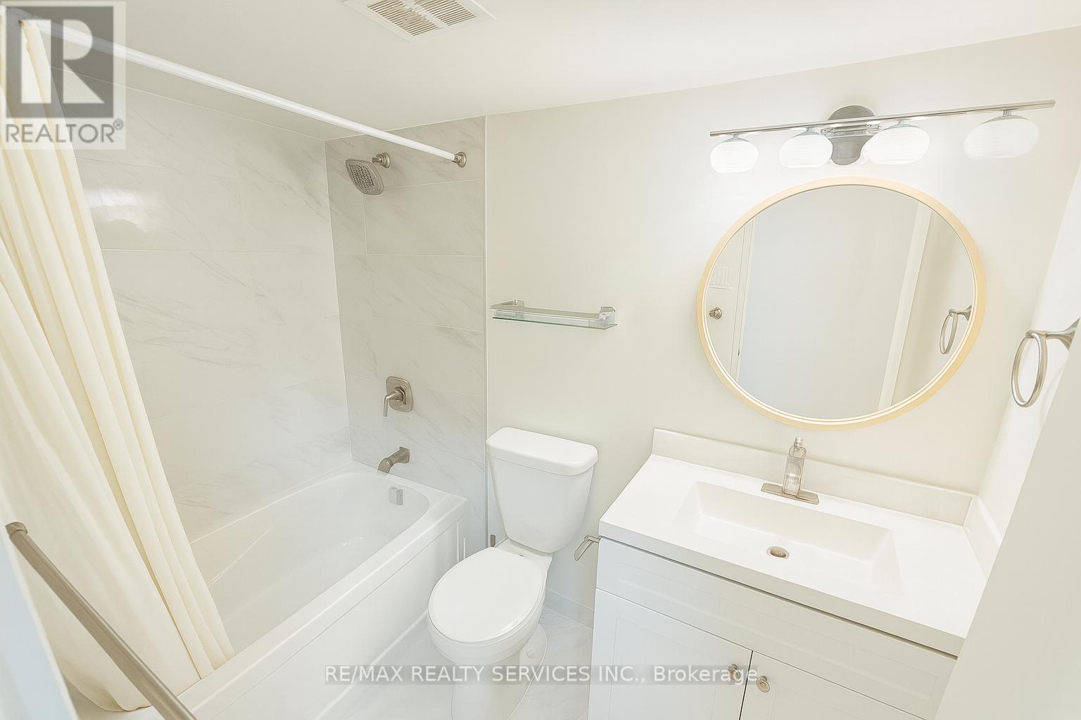 1104 - 18 Knightsbridge Road, Brampton, Ontario  L6T 3X5 - Photo 14 - W12460942