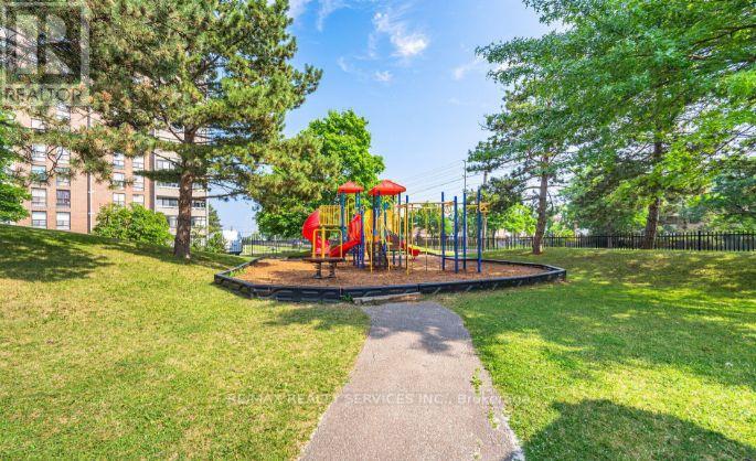 1104 - 18 Knightsbridge Road, Brampton, Ontario  L6T 3X5 - Photo 18 - W12460942
