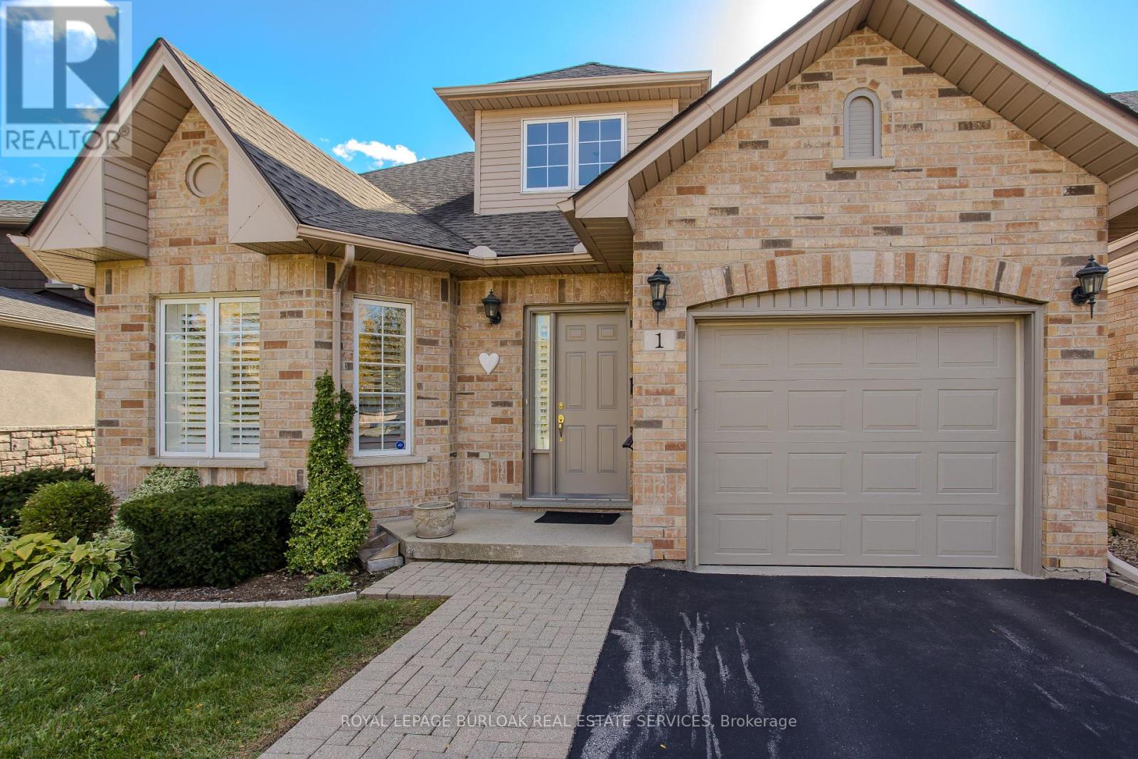 1 - 1150 Carol Street, Burlington, Ontario  L7S 2L5 - Photo 1 - W12460962