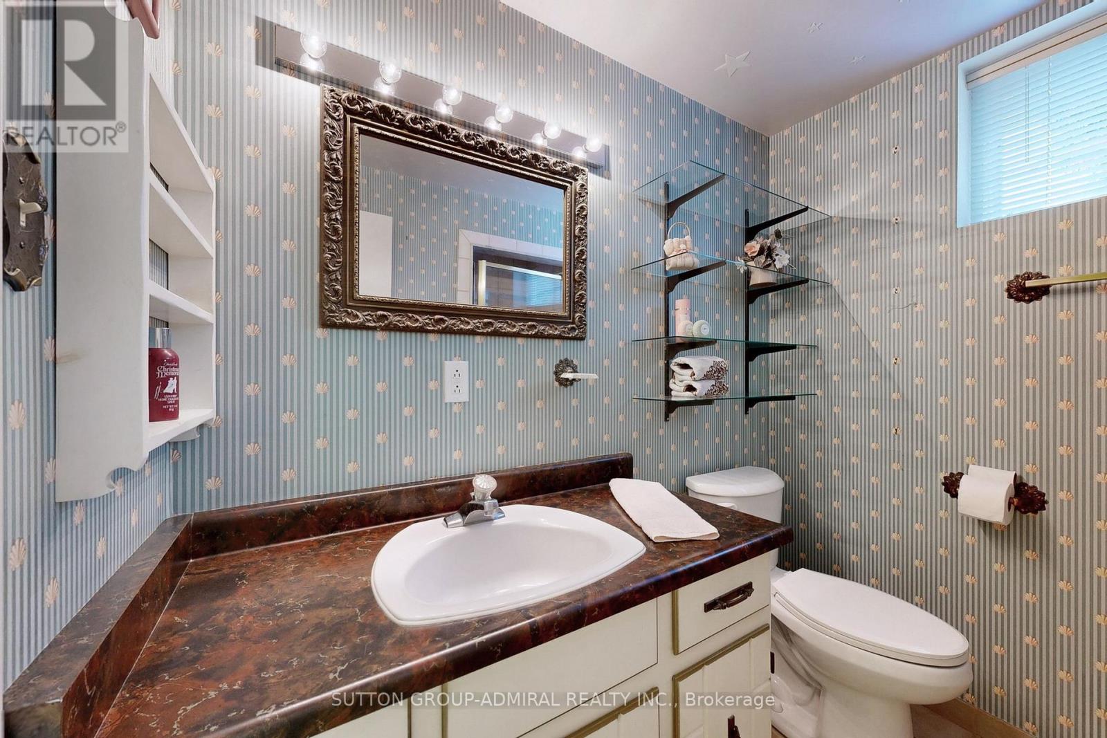 78 Belfry Drive, Newmarket, Ontario  L3Y 3G1 - Photo 26 - N12460848