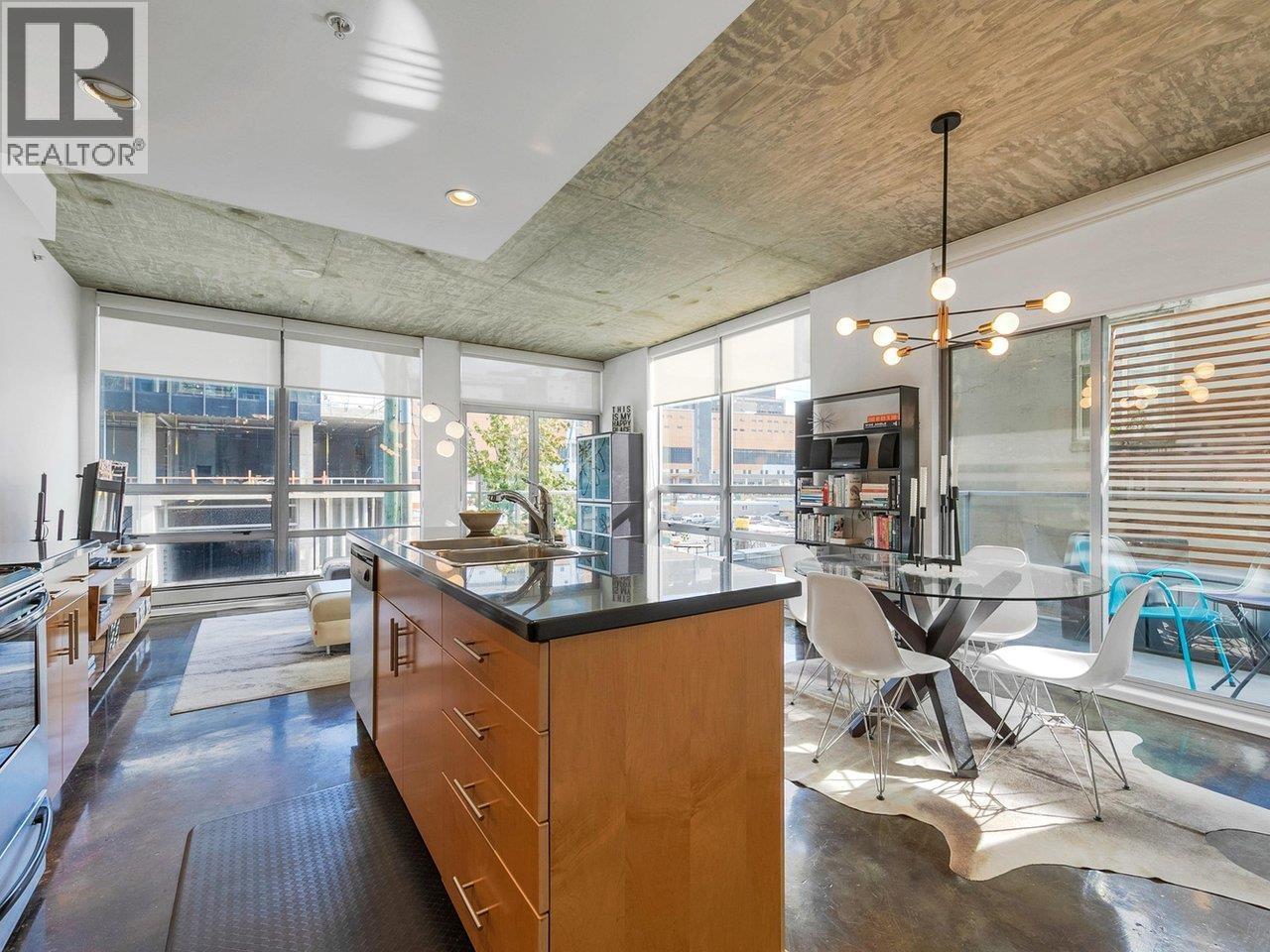 306 919 Station Street, Vancouver, British Columbia  V6A 4L9 - Photo 3 - R3057934