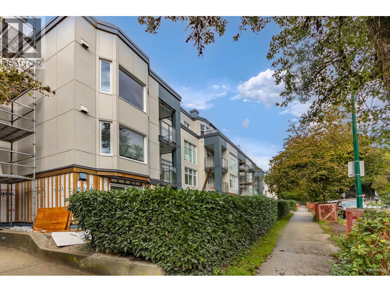 107 2533 Penticton Street, Vancouver, British Columbia  V5M 4T8 - Photo 2 - R3057937