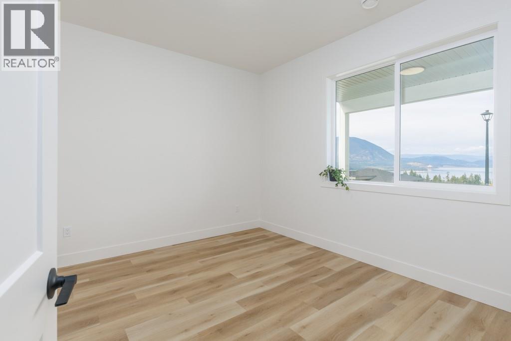 1160 16 Avenue Se, Salmon Arm, British Columbia  V1E 2R5 - Photo 37 - 10359345