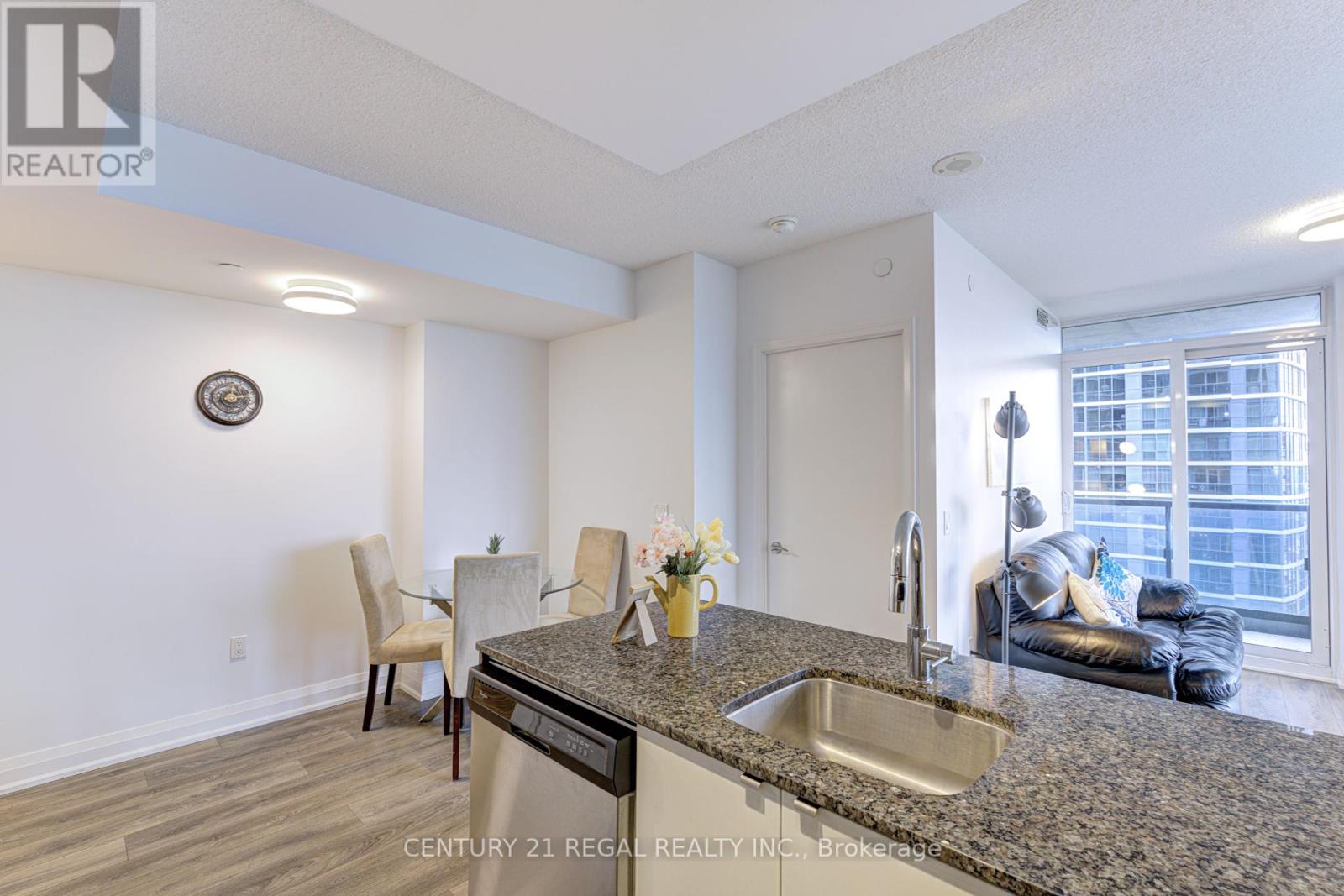 1410 - 9 Valhalla Inn Road, Toronto, Ontario  M9B 0B2 - Photo 13 - W12460737
