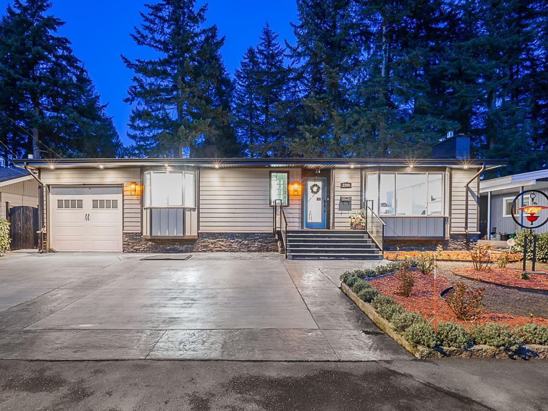 2860 Woodland Street, Abbotsford, British Columbia  V2S 4E4 - Photo 2 - R3042473