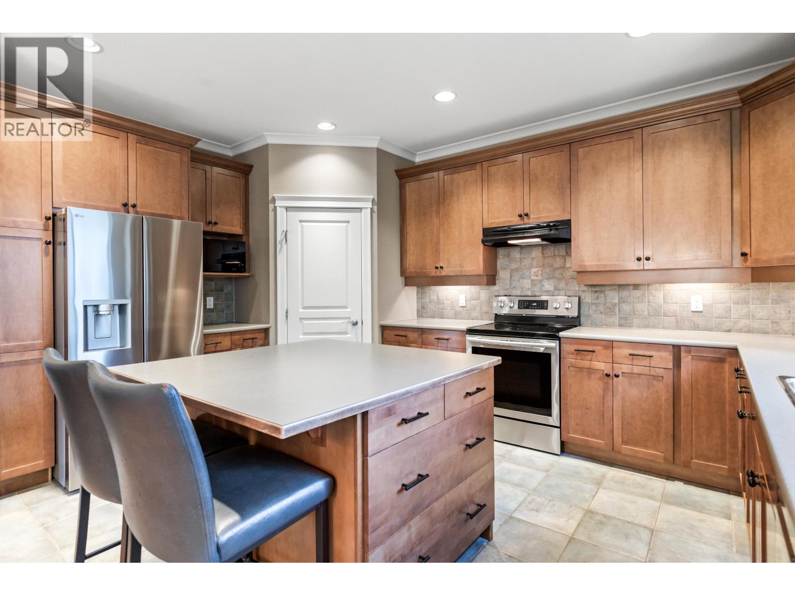 11252 Southgate Road, Pitt Meadows, British Columbia  V3Y 2W3 - Photo 3 - R3057948