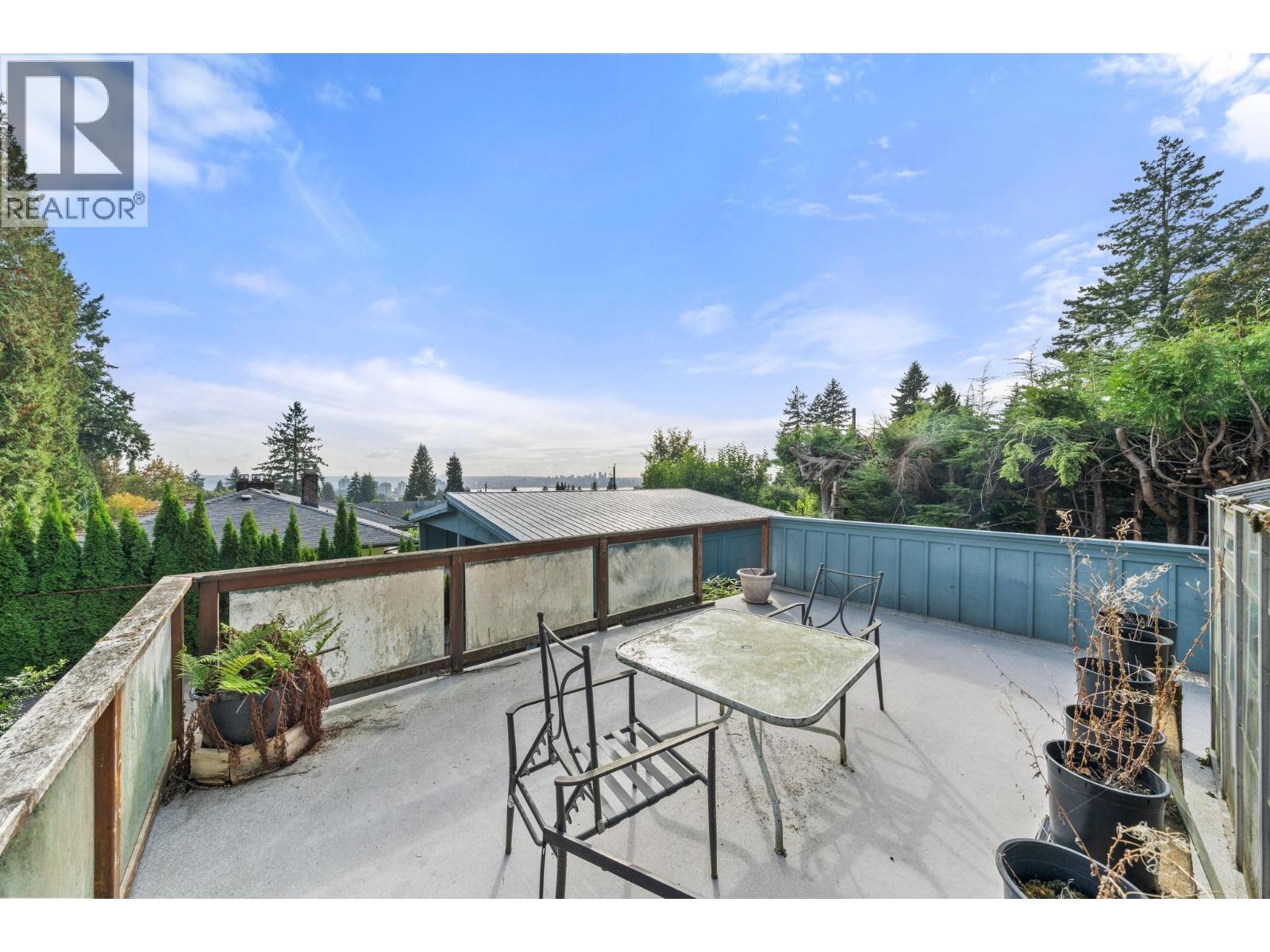 3041 St. Marys Avenue, North Vancouver, British Columbia  V7N 1X5 - Photo 5 - R3057952