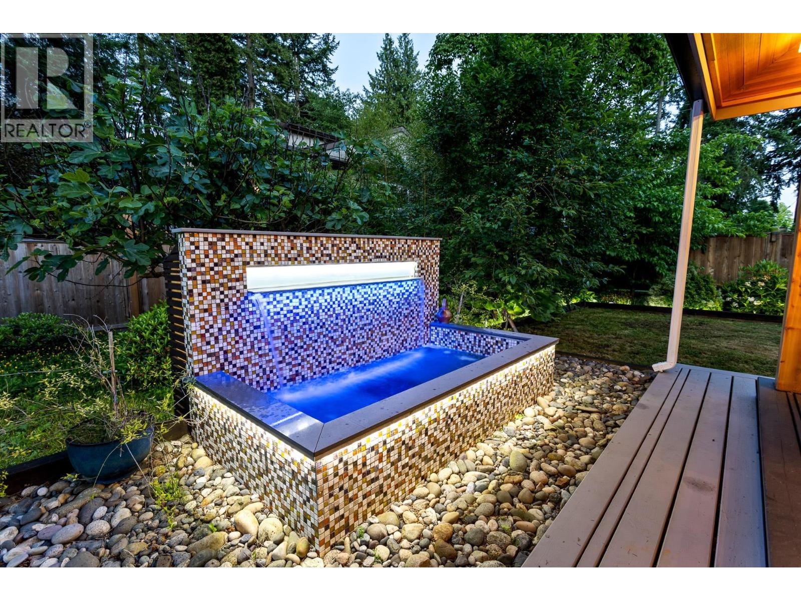 2420 Edgemont Boulevard, North Vancouver, British Columbia  V7P 2L1 - Photo 34 - R3057959