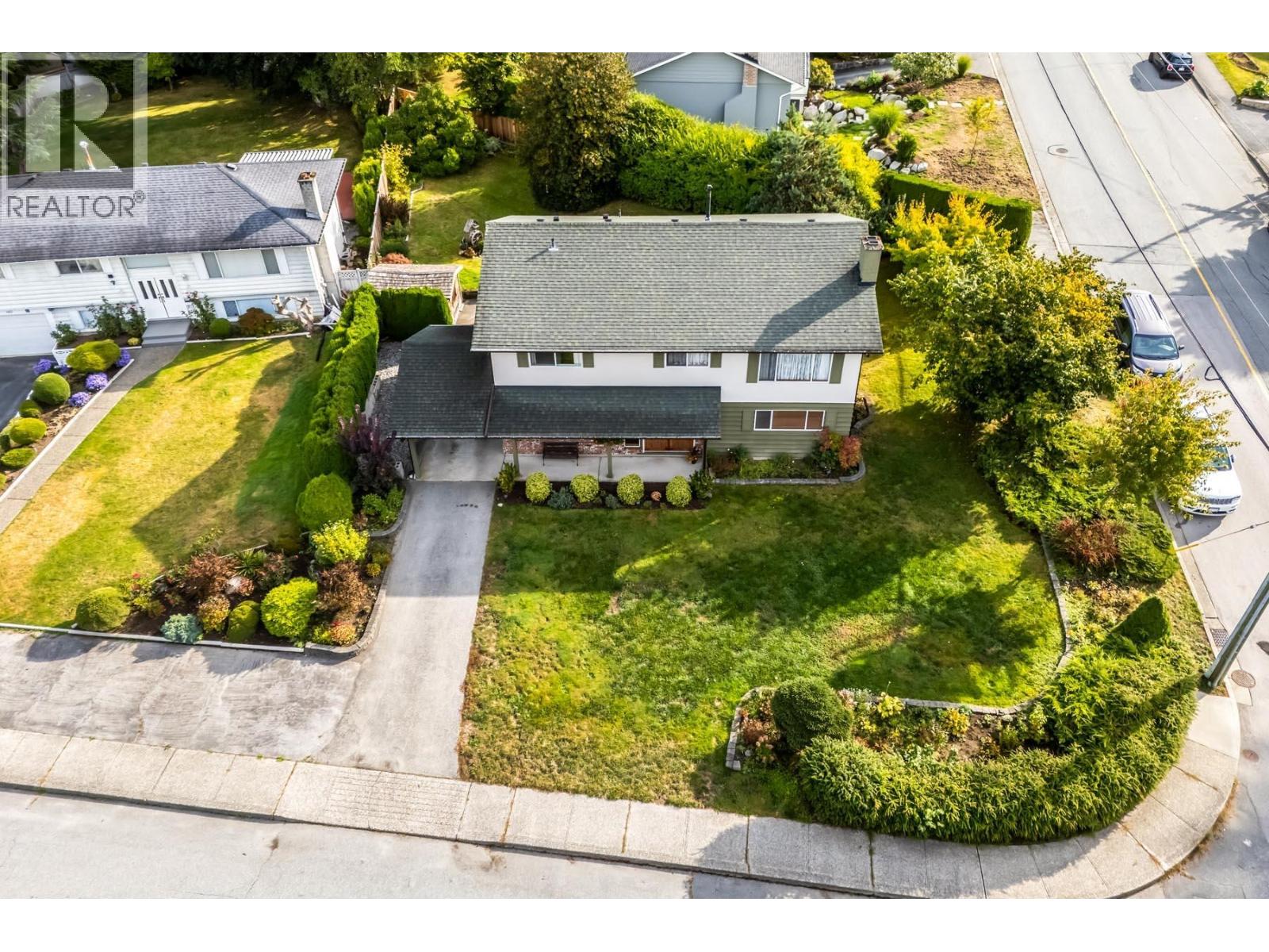 661 Cypress Street, Coquitlam, British Columbia  V3J 6L3 - Photo 13 - R3058004
