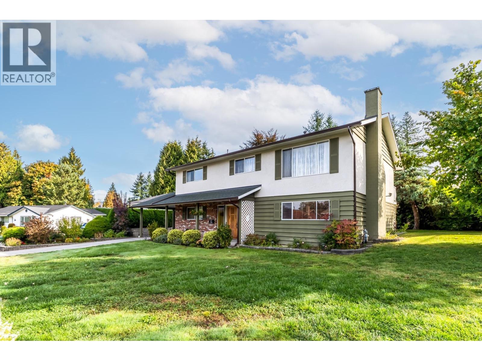661 Cypress Street, Coquitlam, British Columbia  V3J 6L3 - Photo 5 - R3058004