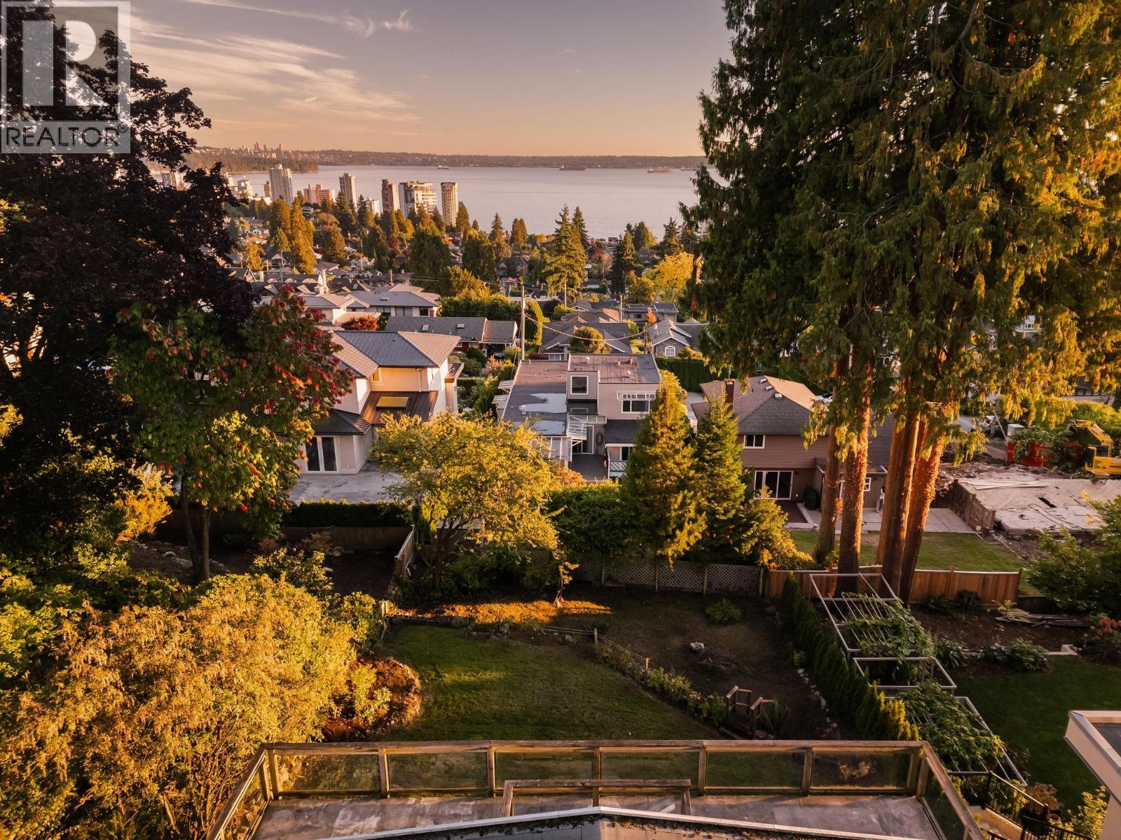 2344 Ottawa Avenue, West Vancouver, British Columbia  V7V 2S9 - Photo 30 - R3058005