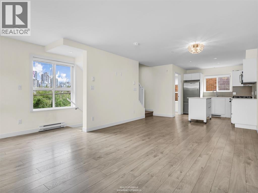 201 1190 W 6th Avenue, Vancouver, British Columbia  V6H 1A4 - Photo 2 - R3057951