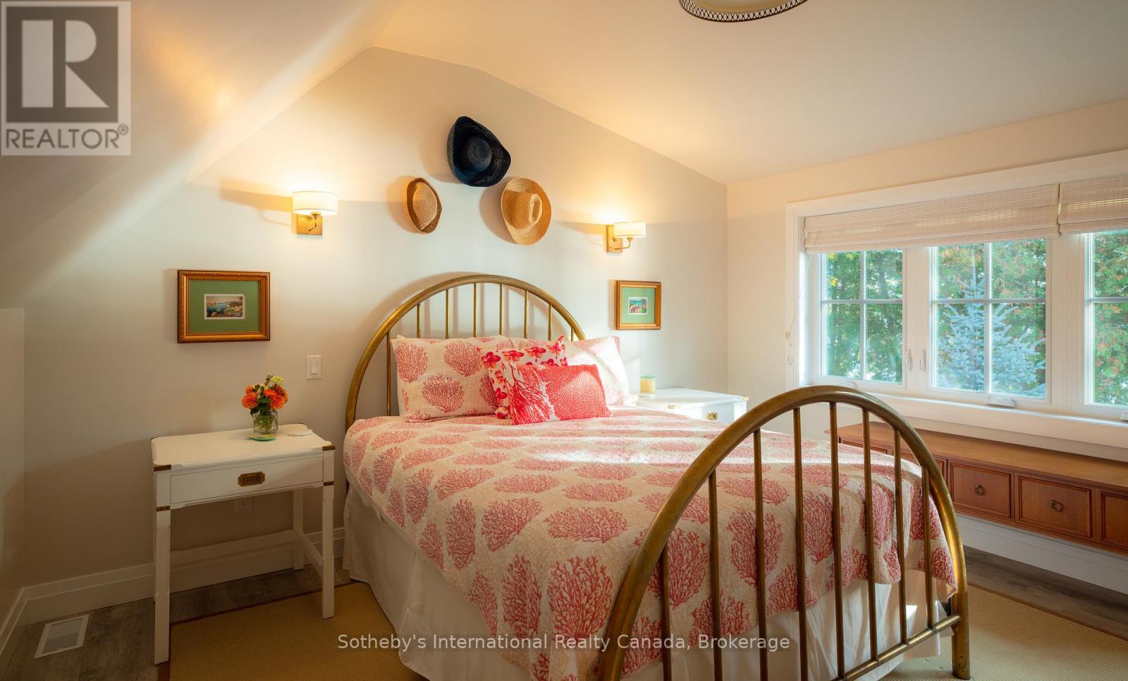 125 Kiowana Beach Road, Meaford, Ontario  N4L 1W5 - Photo 17 - X12460976