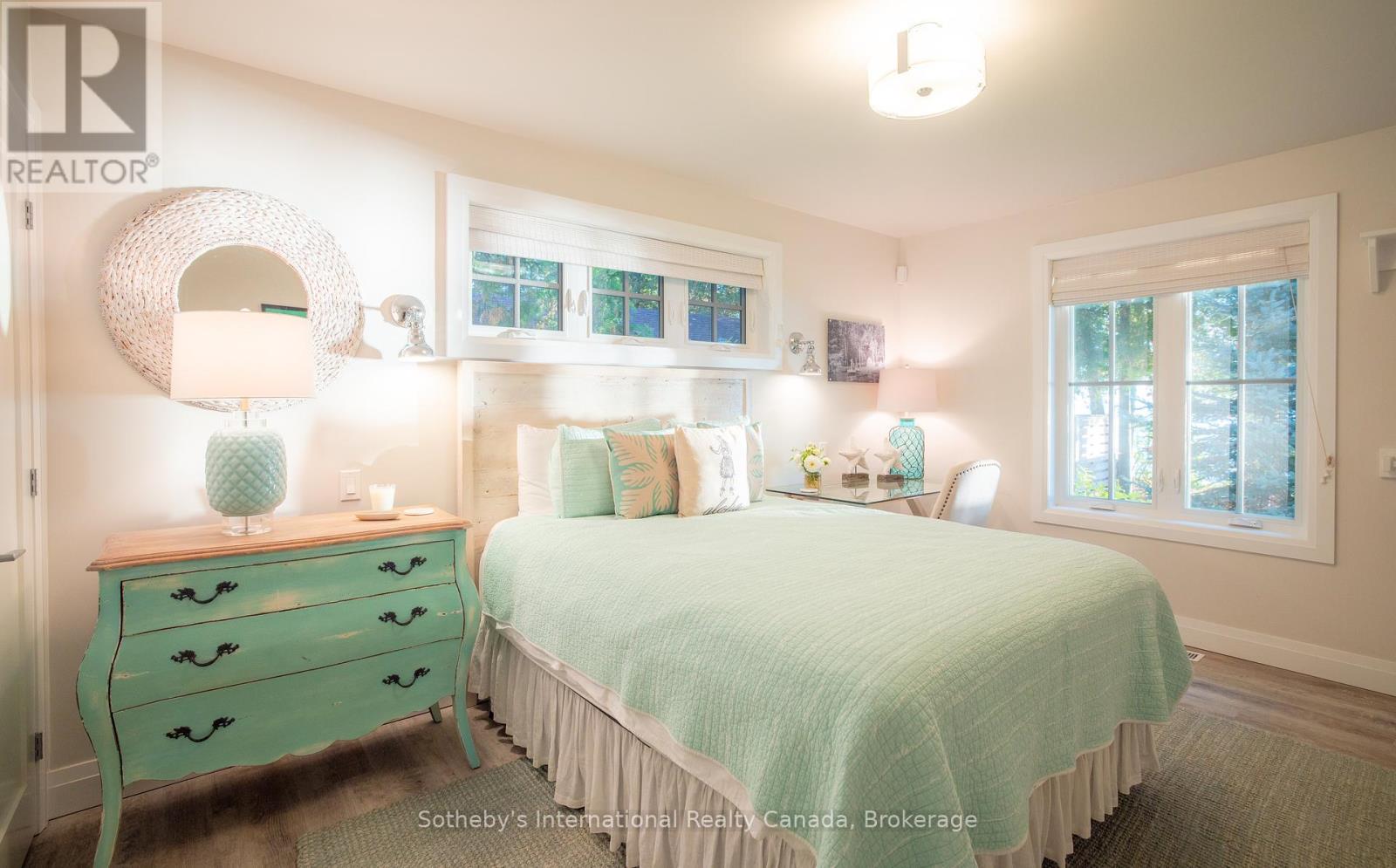 125 Kiowana Beach Road, Meaford, Ontario  N4L 1W5 - Photo 18 - X12460976