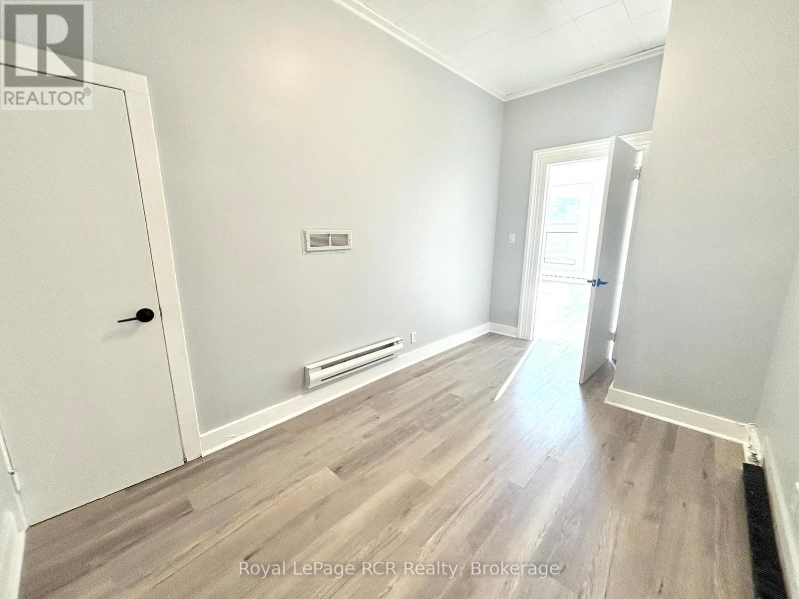 5 - 844 2nd Avenue E, Owen Sound, Ontario  N4K 2H3 - Photo 8 - X12461032