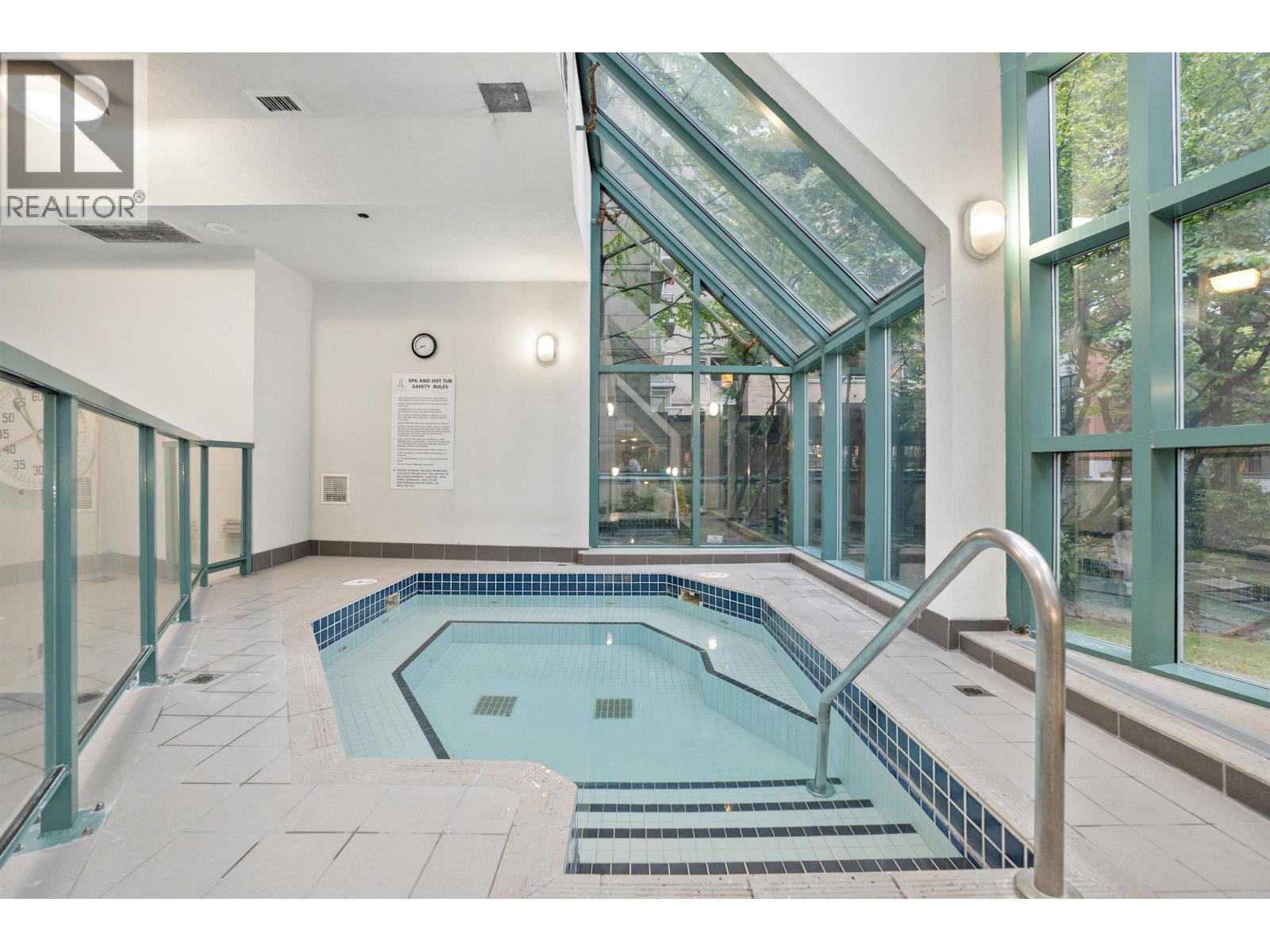 304 939 Homer Street, Vancouver, British Columbia  V6B 2W6 - Photo 14 - R3057923