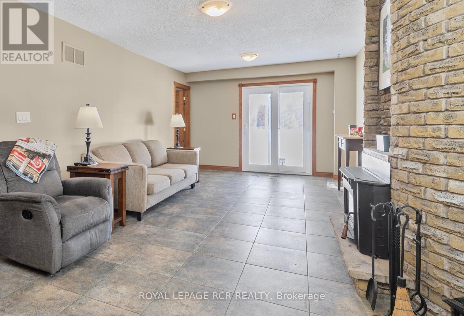 9 Woodland Road, Amaranth, Ontario  L9V 3N6 - Photo 23 - X12460825
