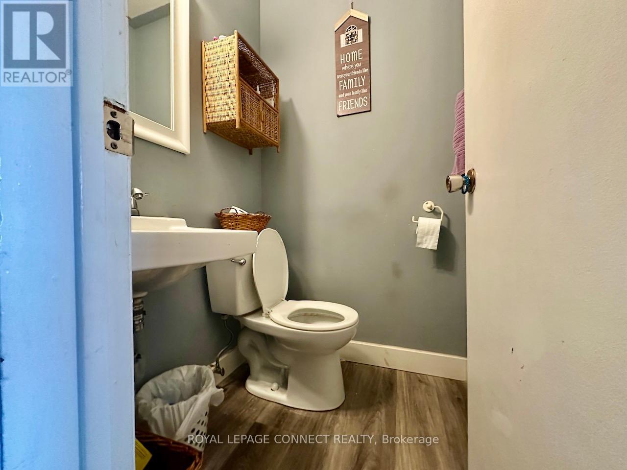 14 - 16 Orchard Place, Chatham-Kent, Ontario  N7M 1A6 - Photo 8 - X12460871