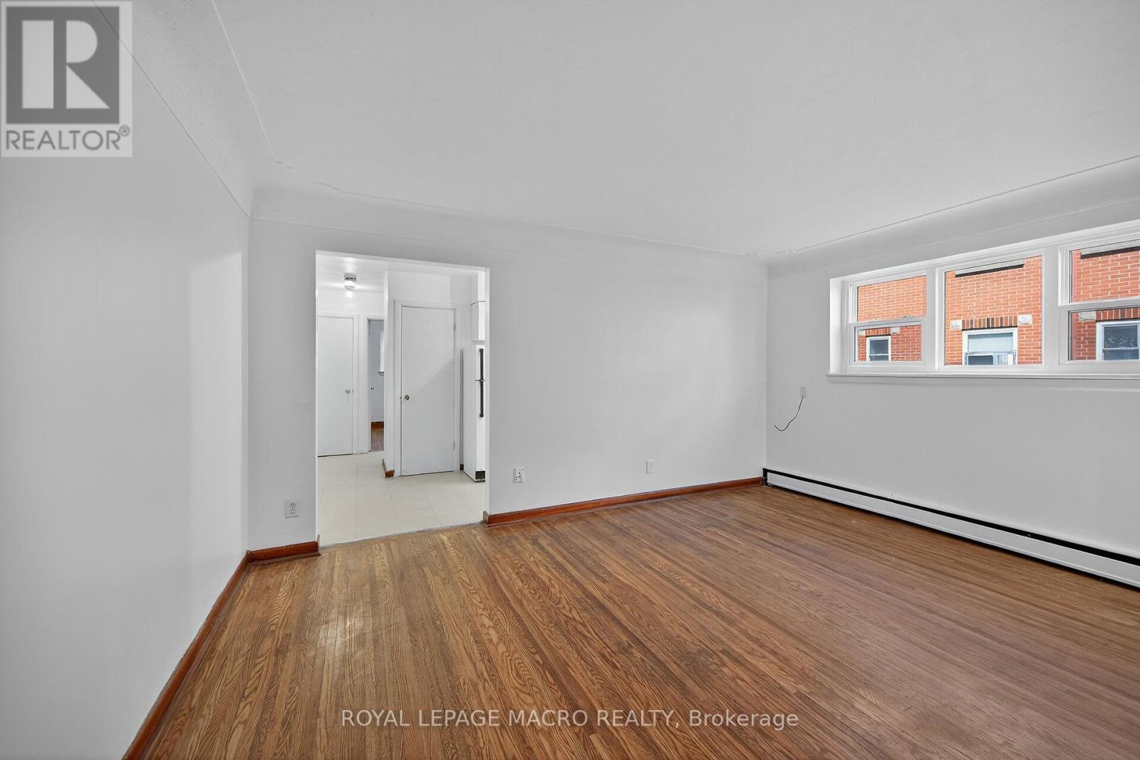 1 - 5 Applewood Avenue, Hamilton, Ontario  L8G 3S4 - Photo 5 - X12460939