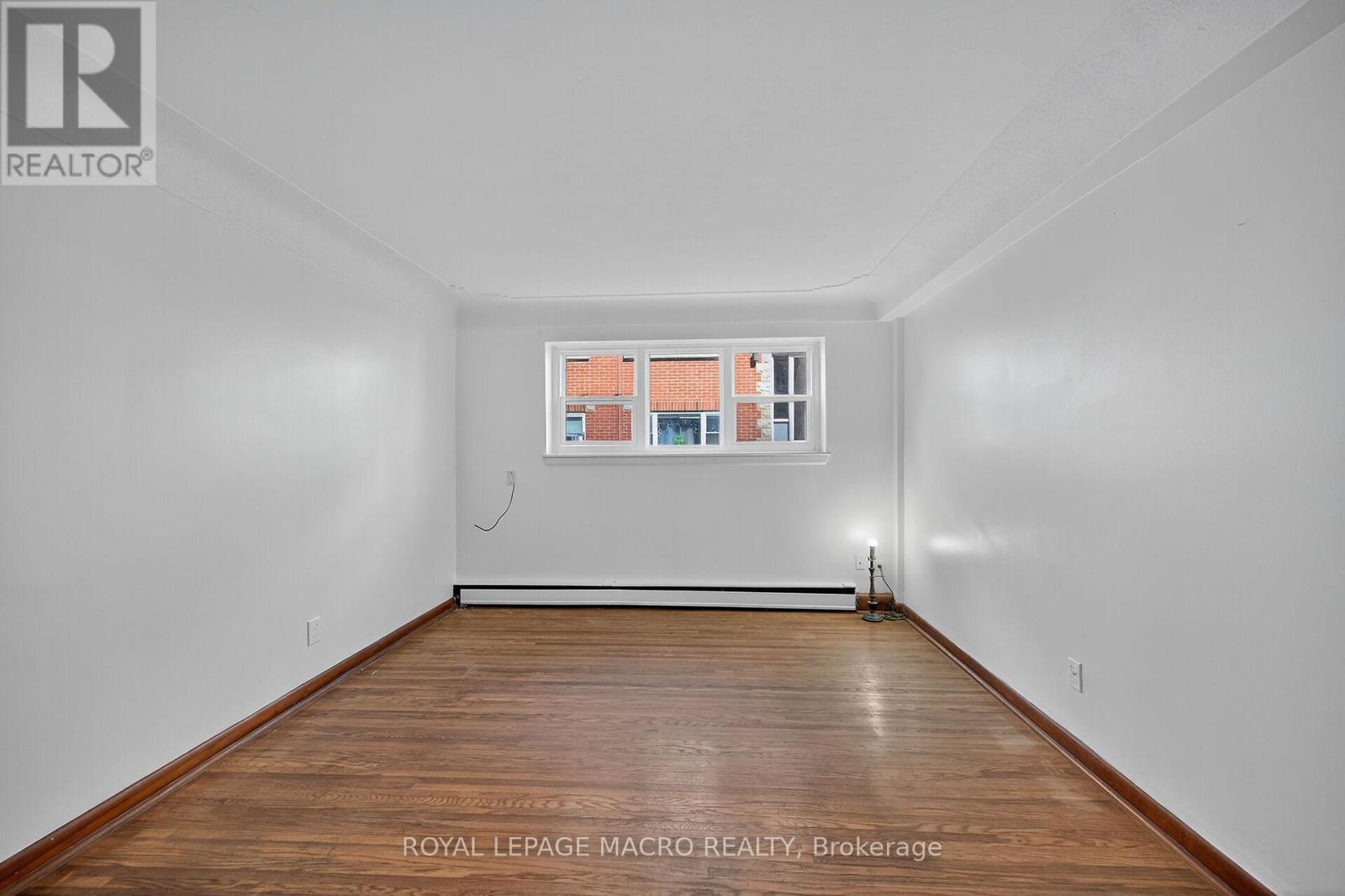 1 - 5 Applewood Avenue, Hamilton, Ontario  L8G 3S4 - Photo 6 - X12460939